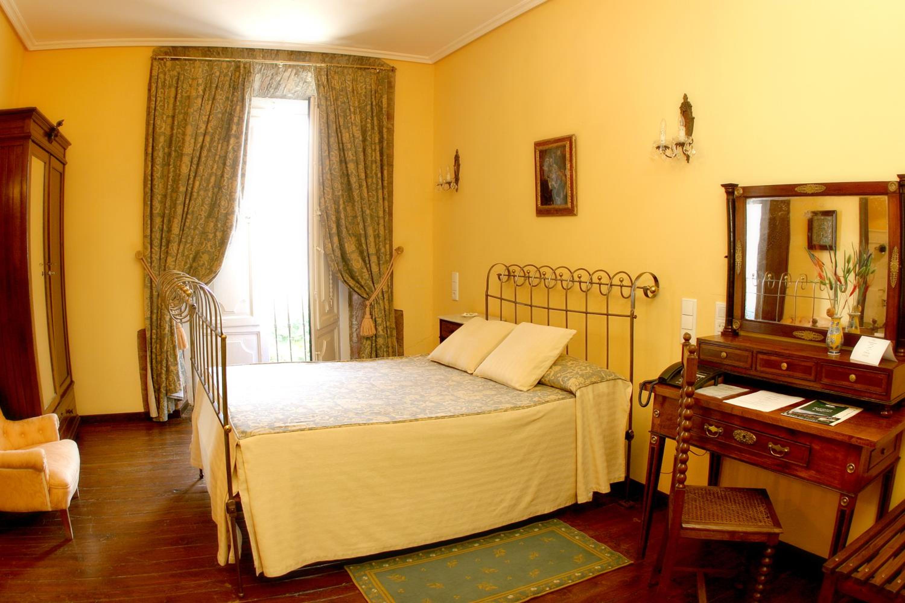 Superior Double Room - Photo 2