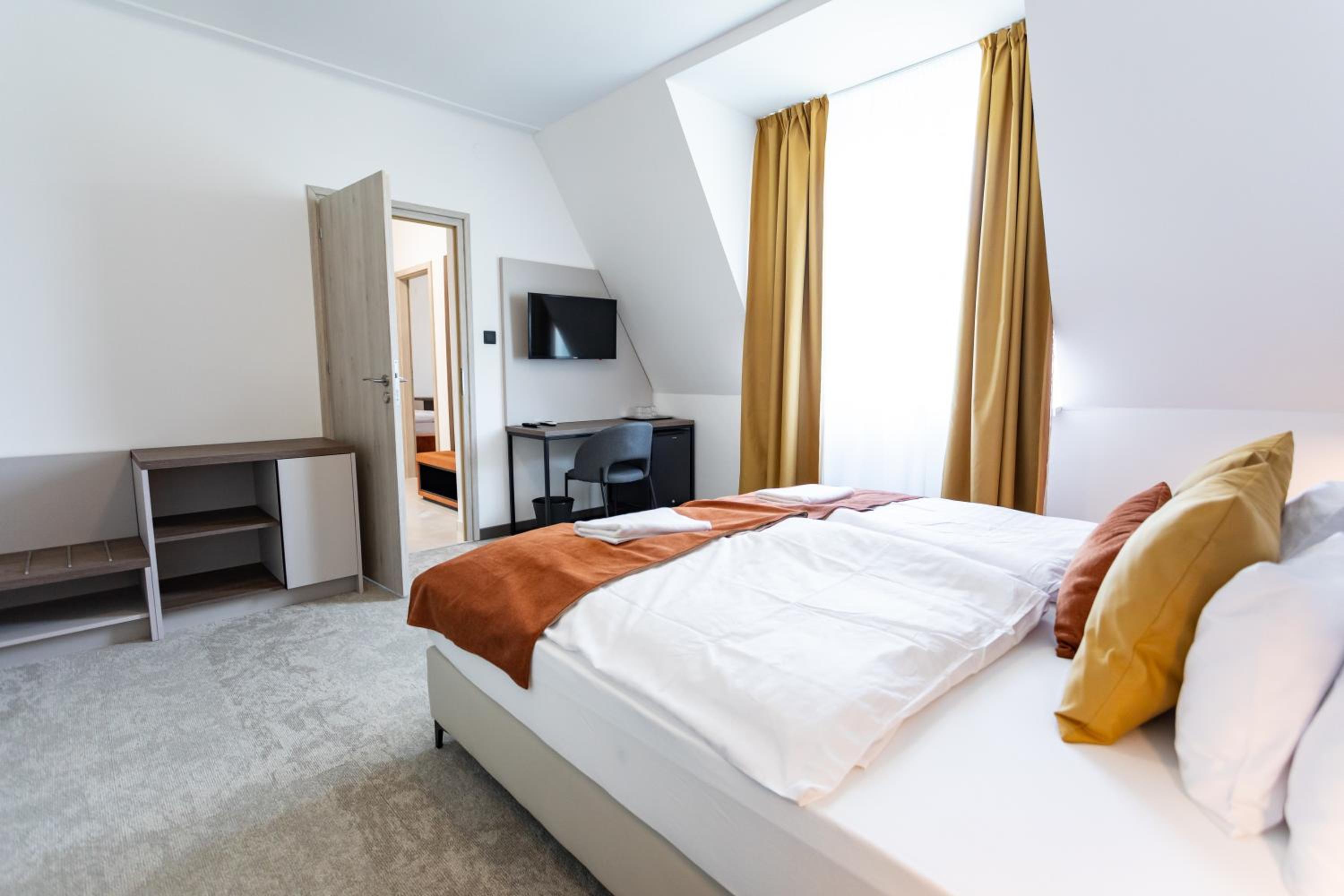 Two-Bedroom Suite photo 1