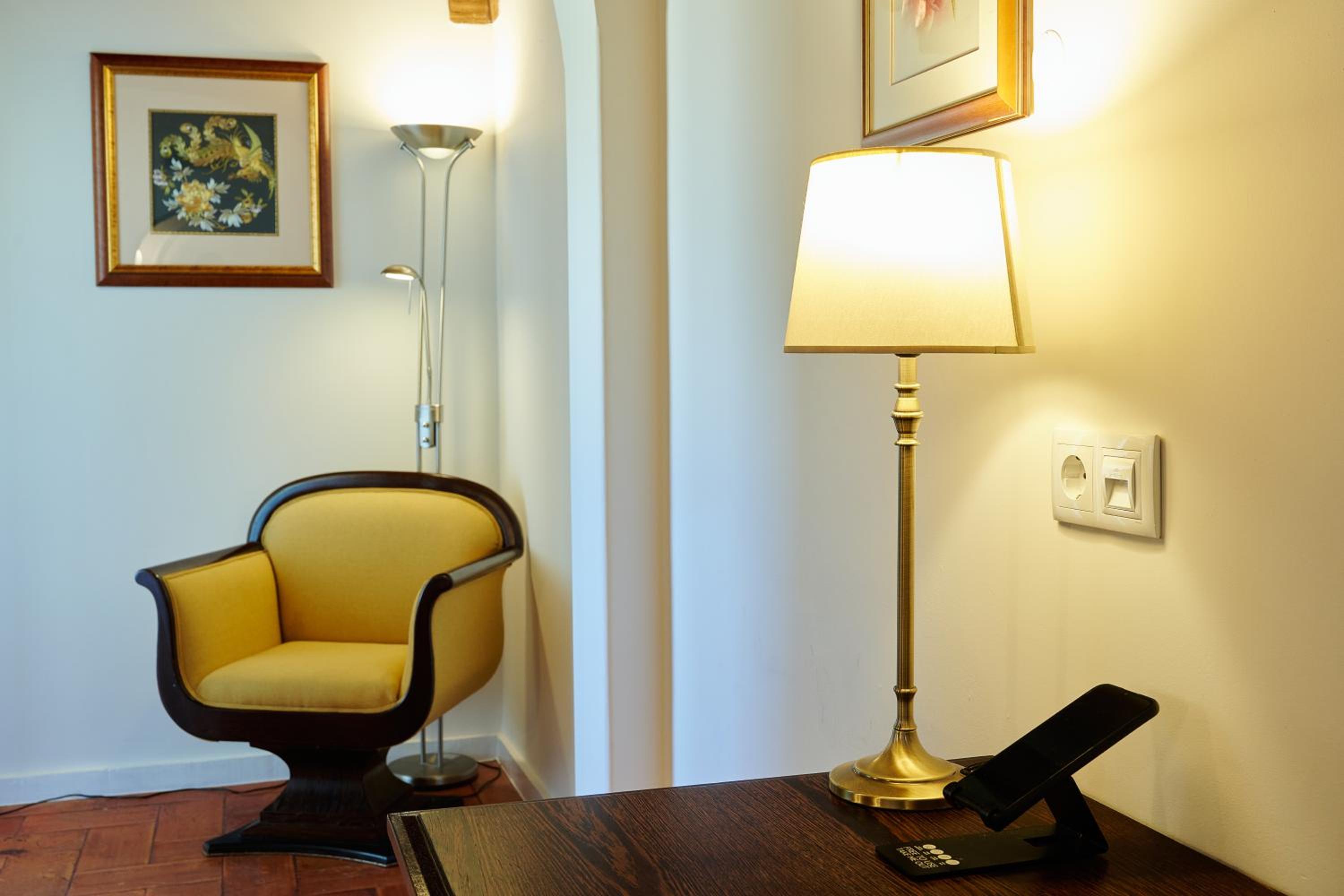 Superior Double or Twin Room with Sea View - Photo 3