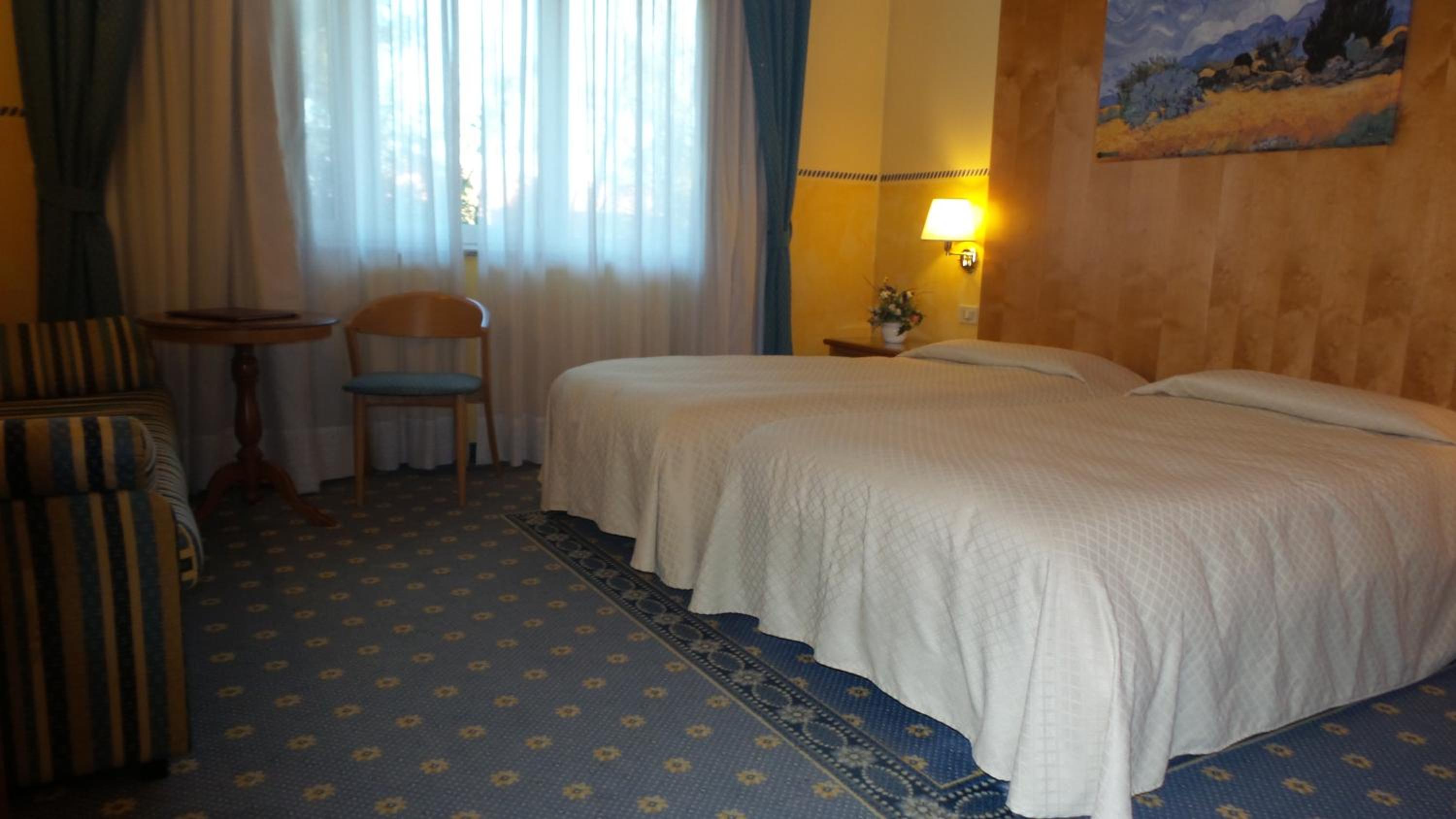 Double or Twin Room photo 2