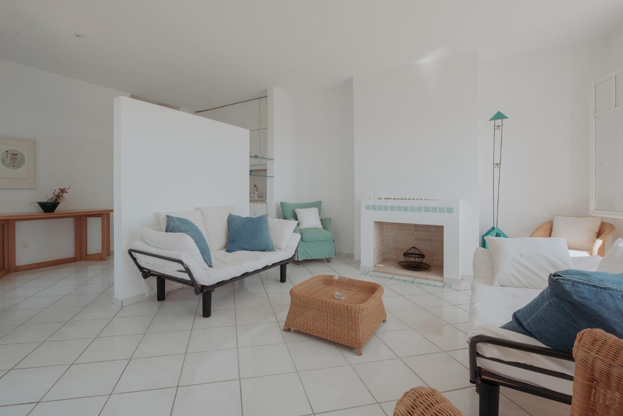 One-Bedroom House photo 3