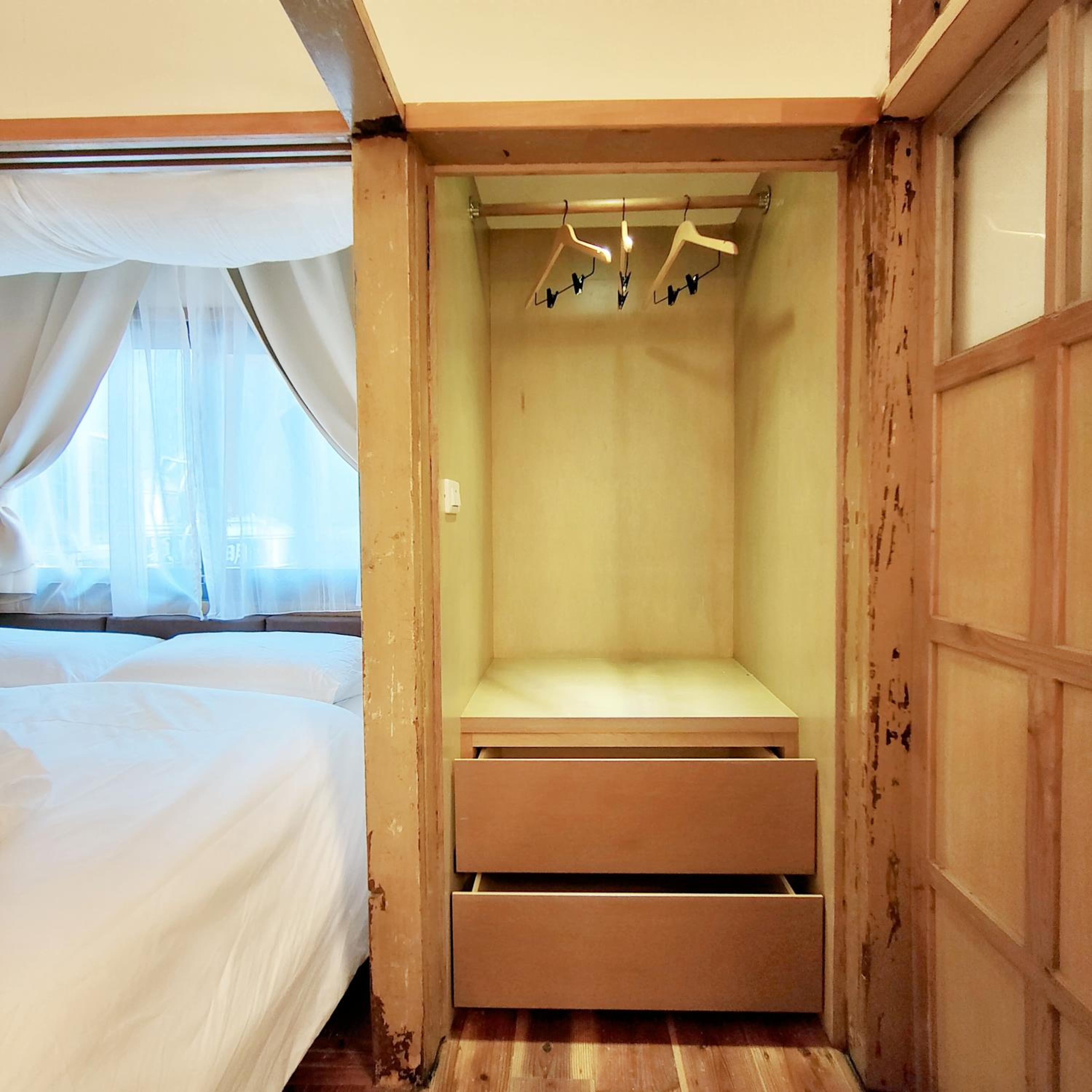Double Room - Photo 17