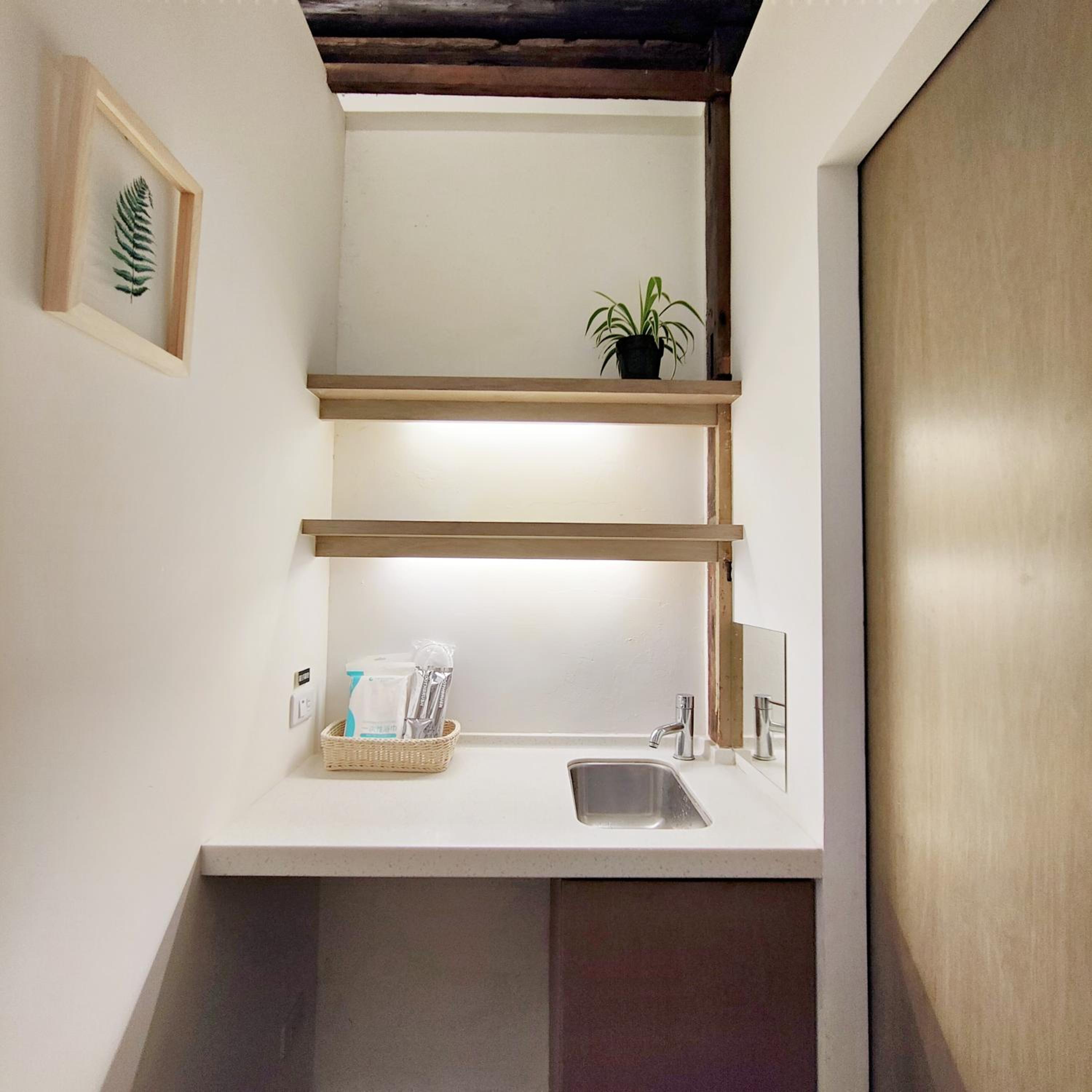 Double Room - Photo 18