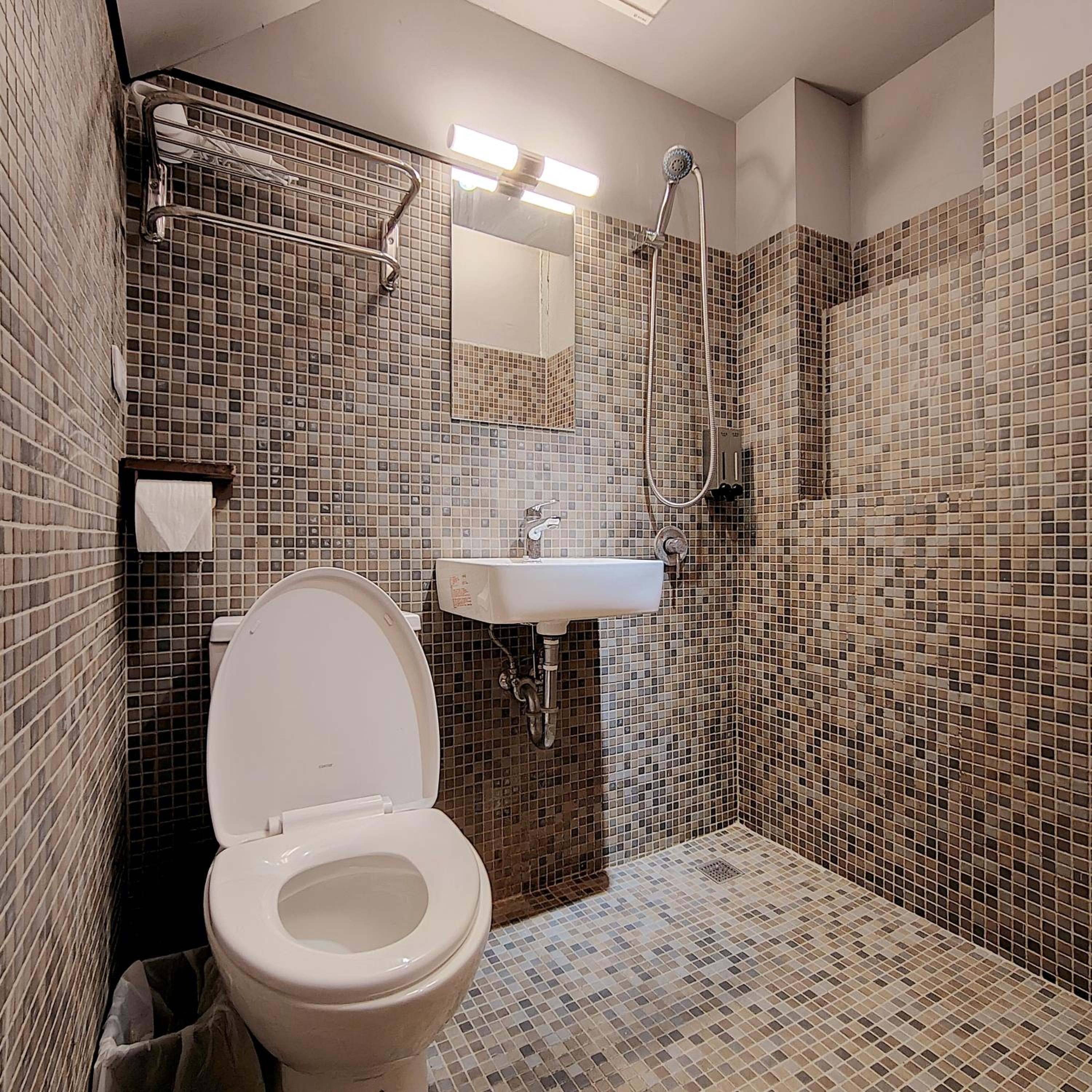 Double Room - Photo 21