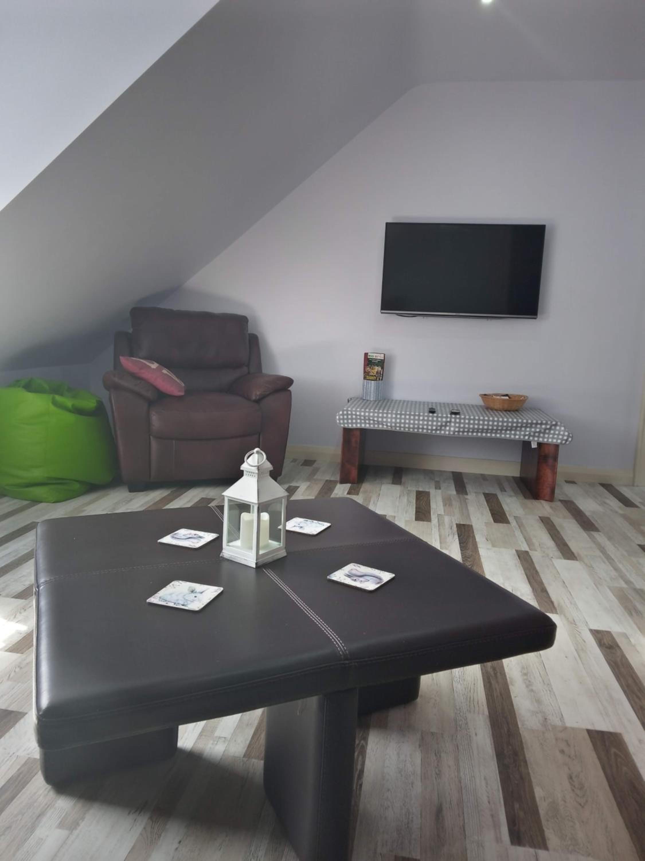 Suite with Mountain View