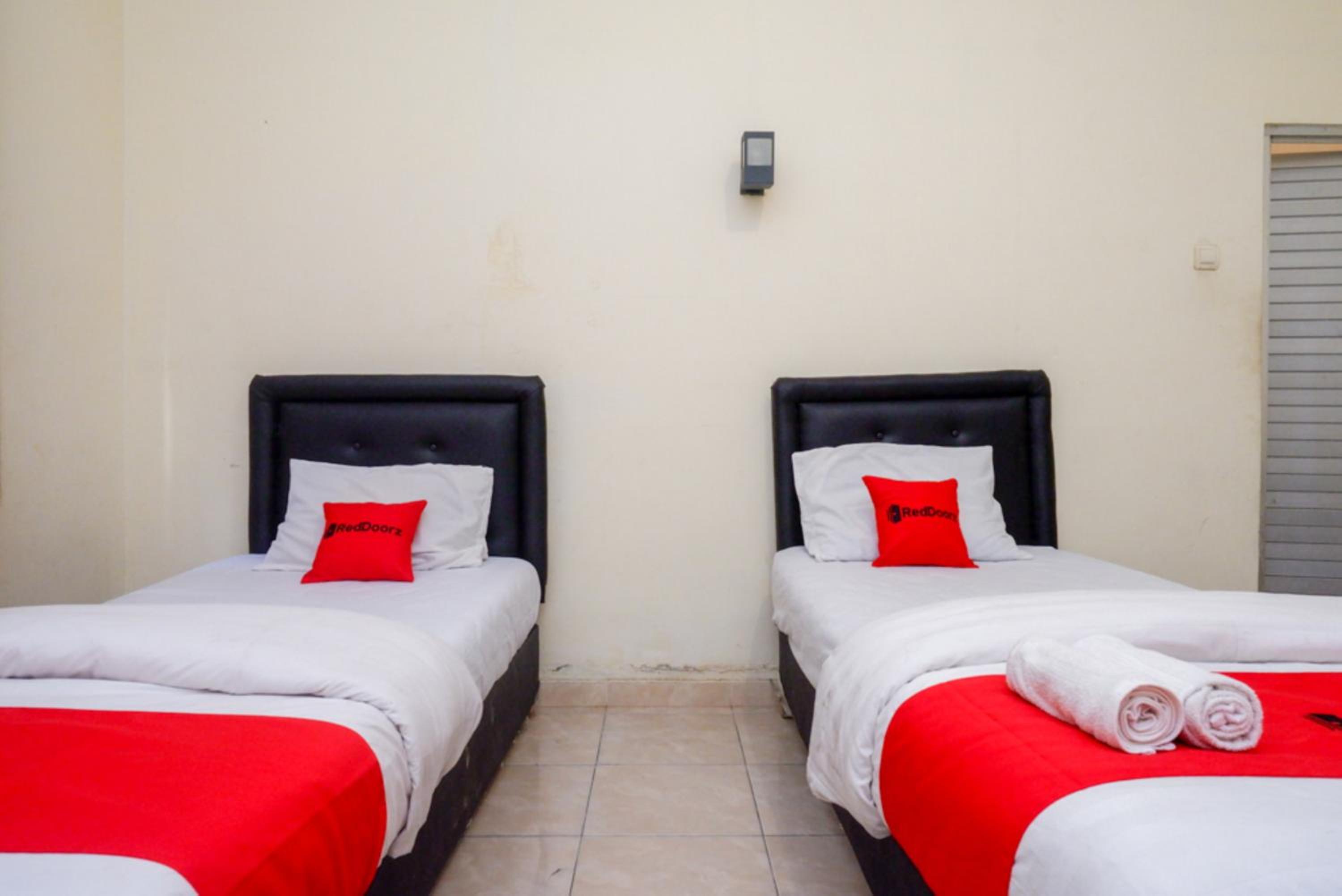 Twin Room - Photo 6