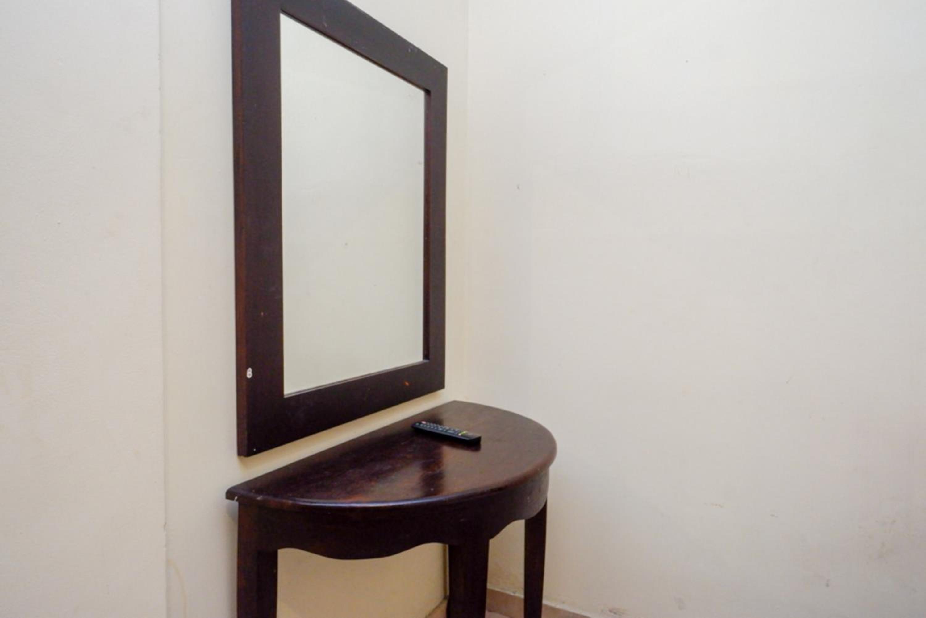 Twin Room - Photo 7