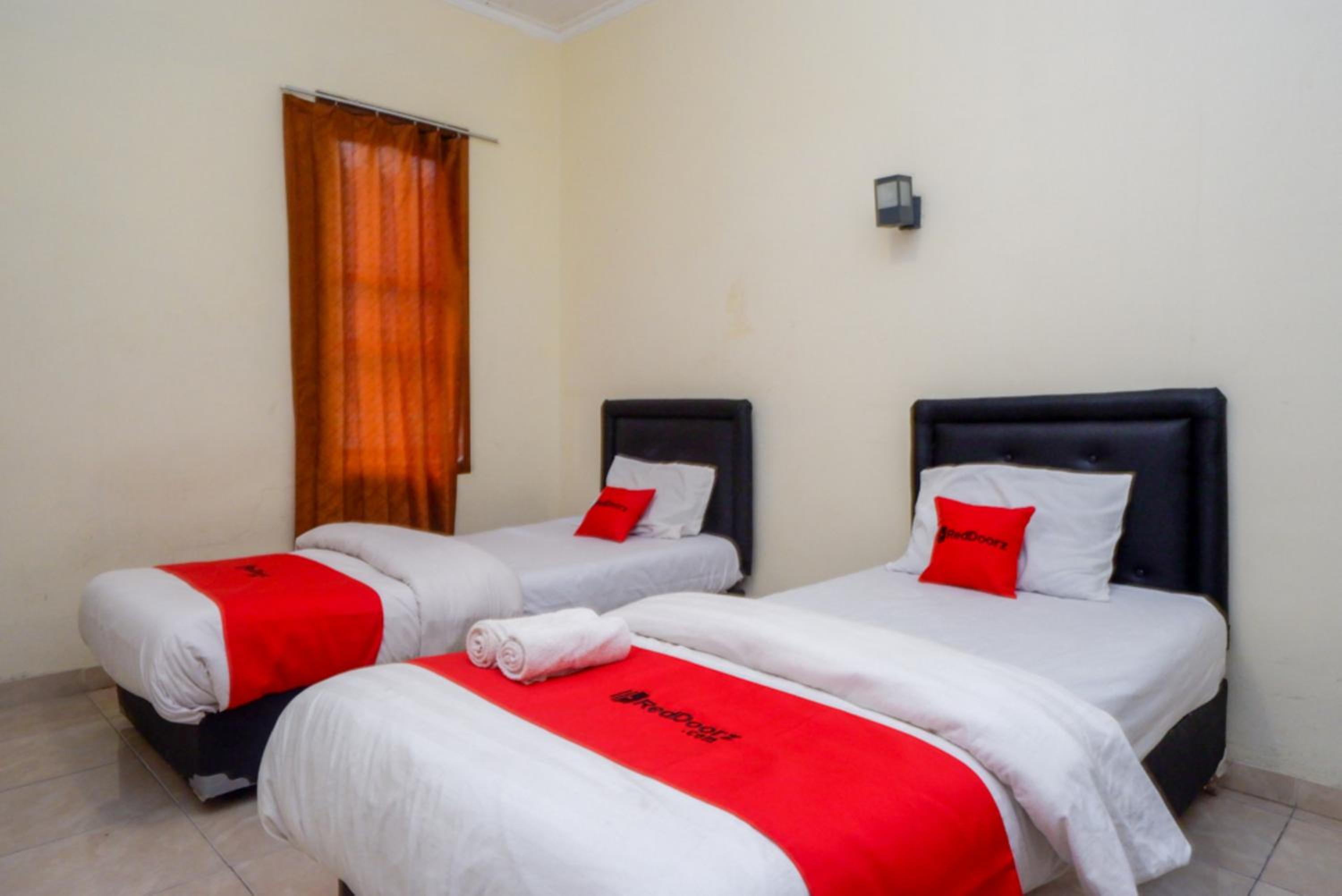 Twin Room - Photo 4