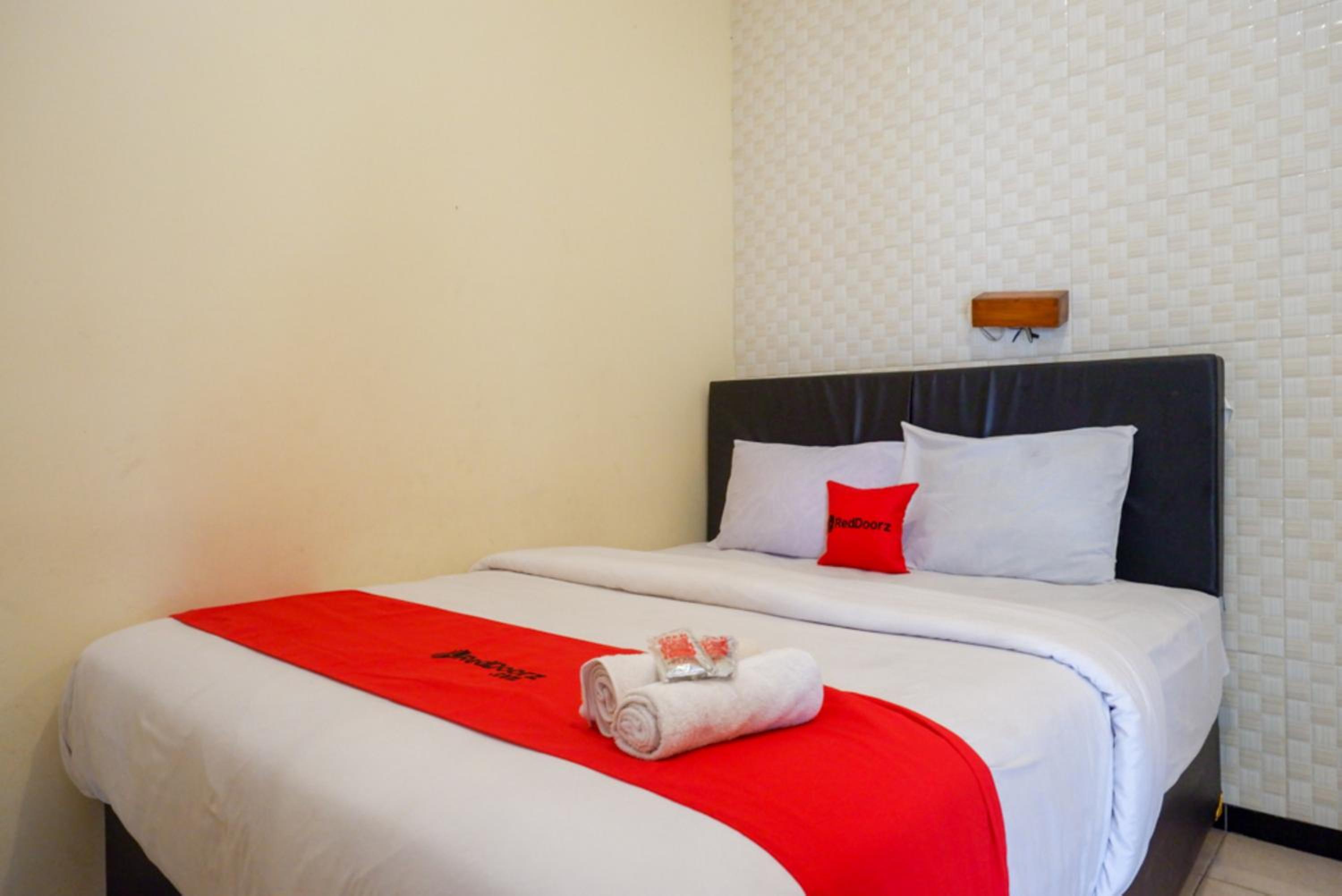 Deluxe Room - Photo 1