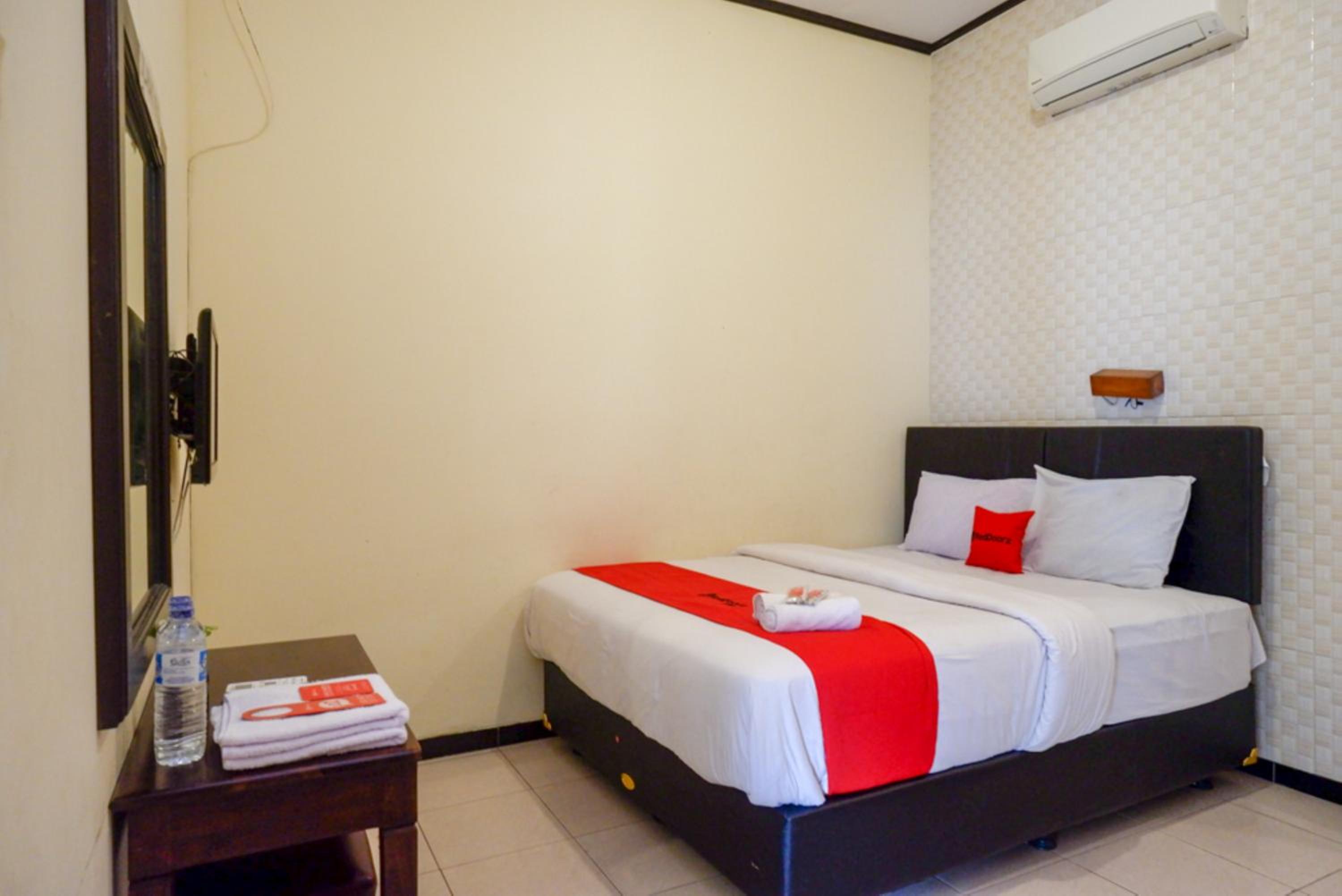Deluxe Room - Photo 4