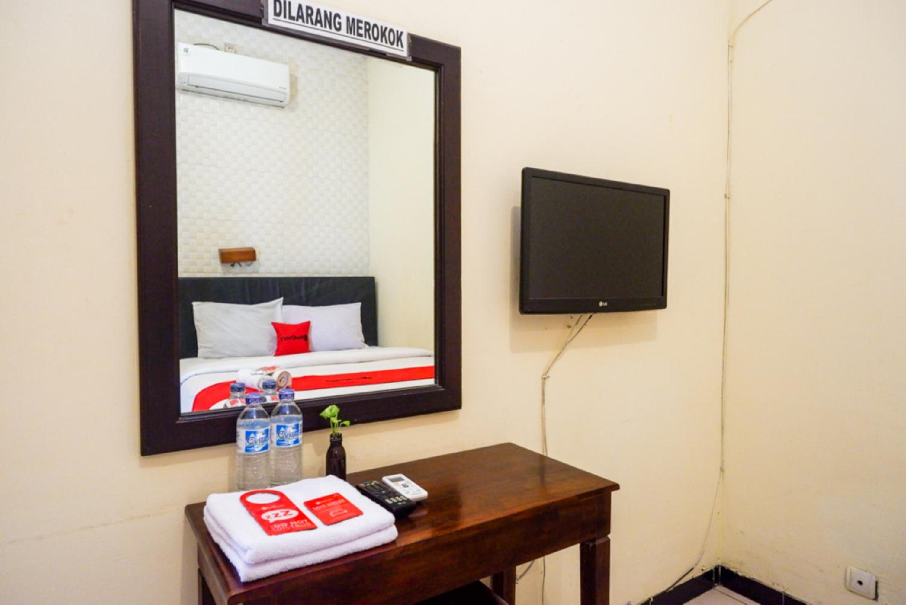 Deluxe Room - Photo 3