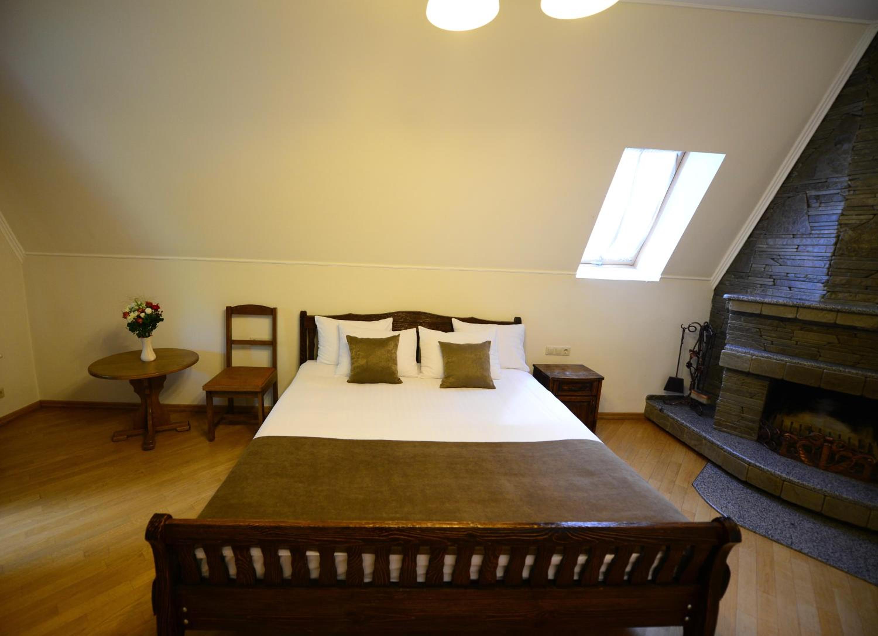 Four-Bedroom House photo 1