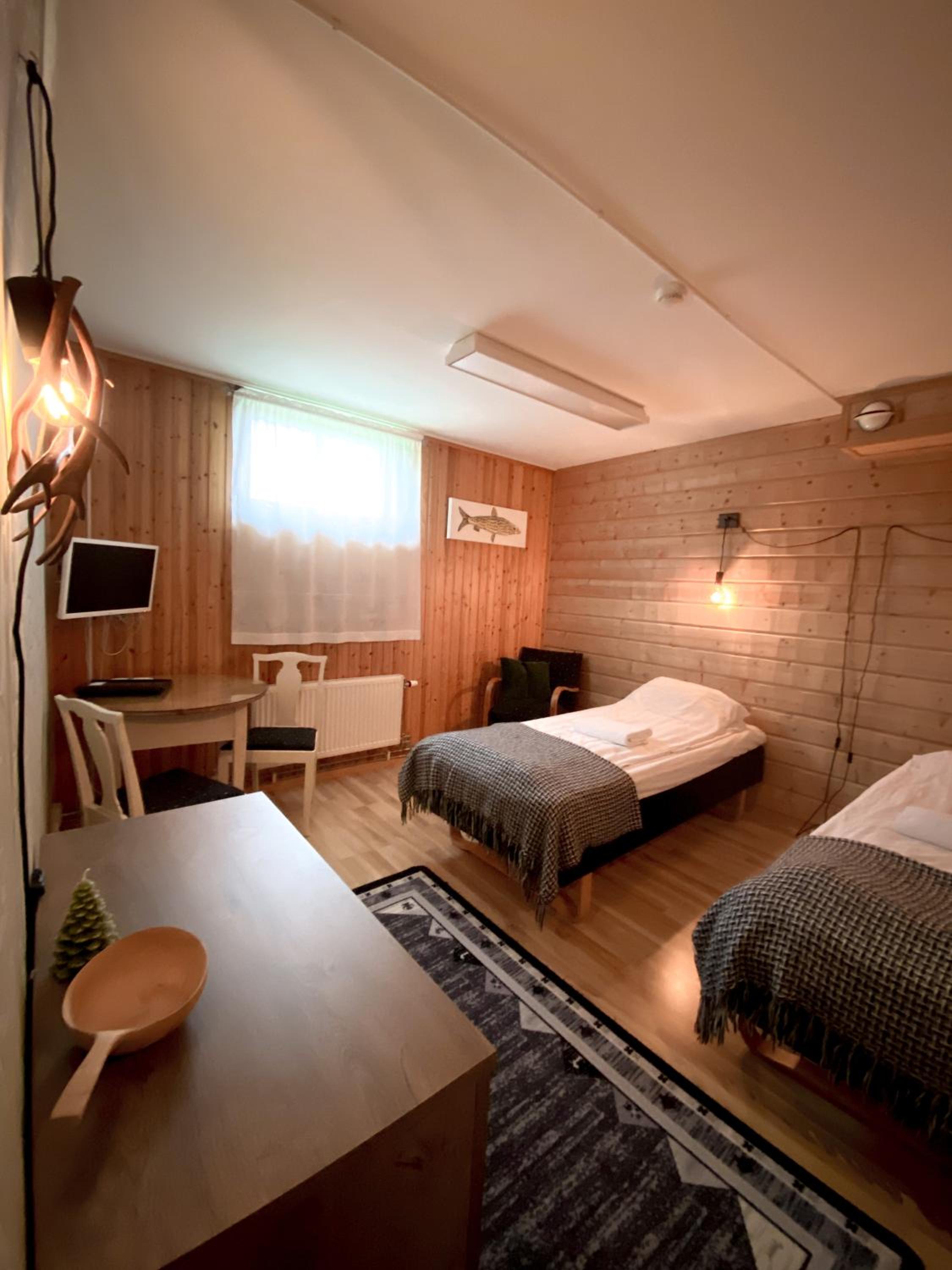 Small Twin Room photo 3