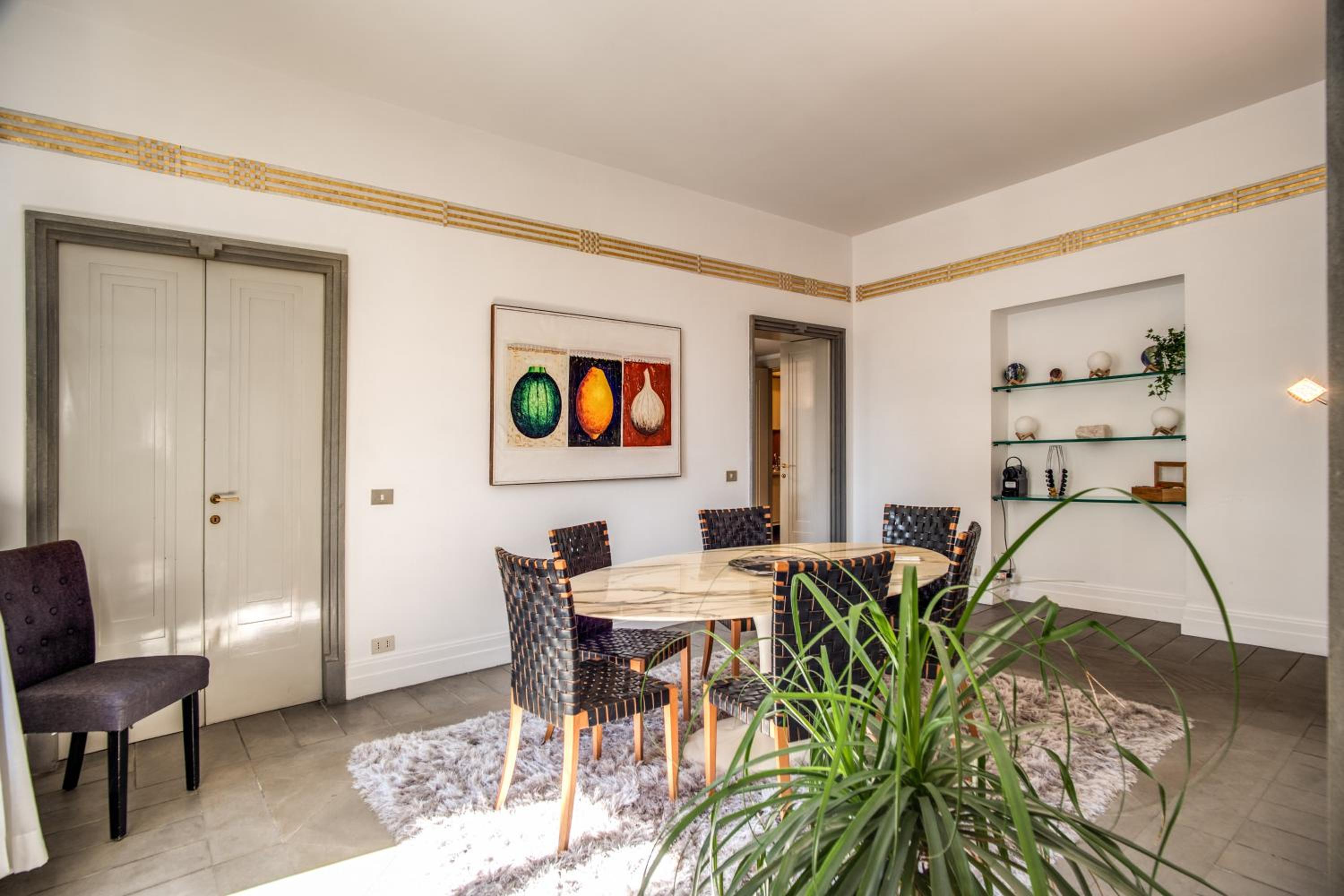 Superior Four Bedrooms Apartment photo 2