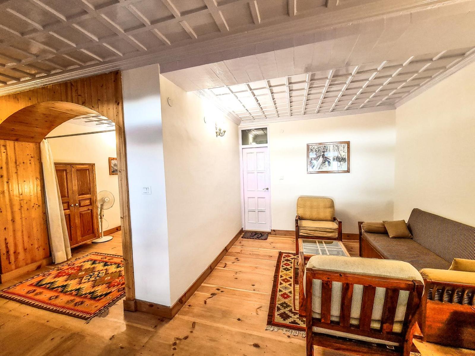 Suite with Mountain View - Photo 2