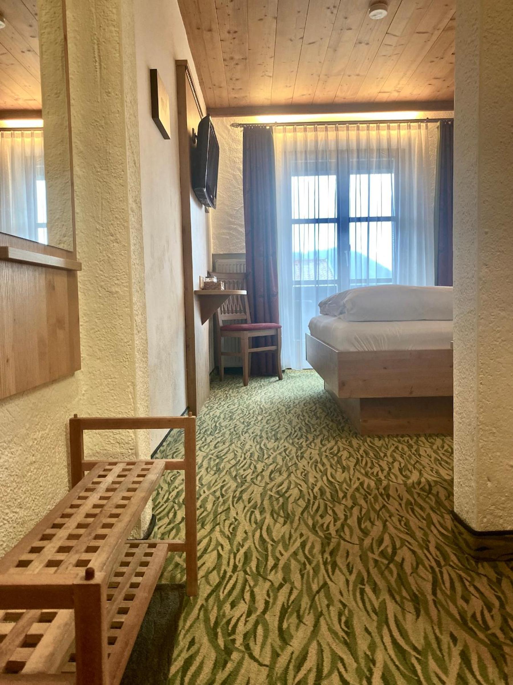 Doppelzimmer mit Bergblick - Photo 2