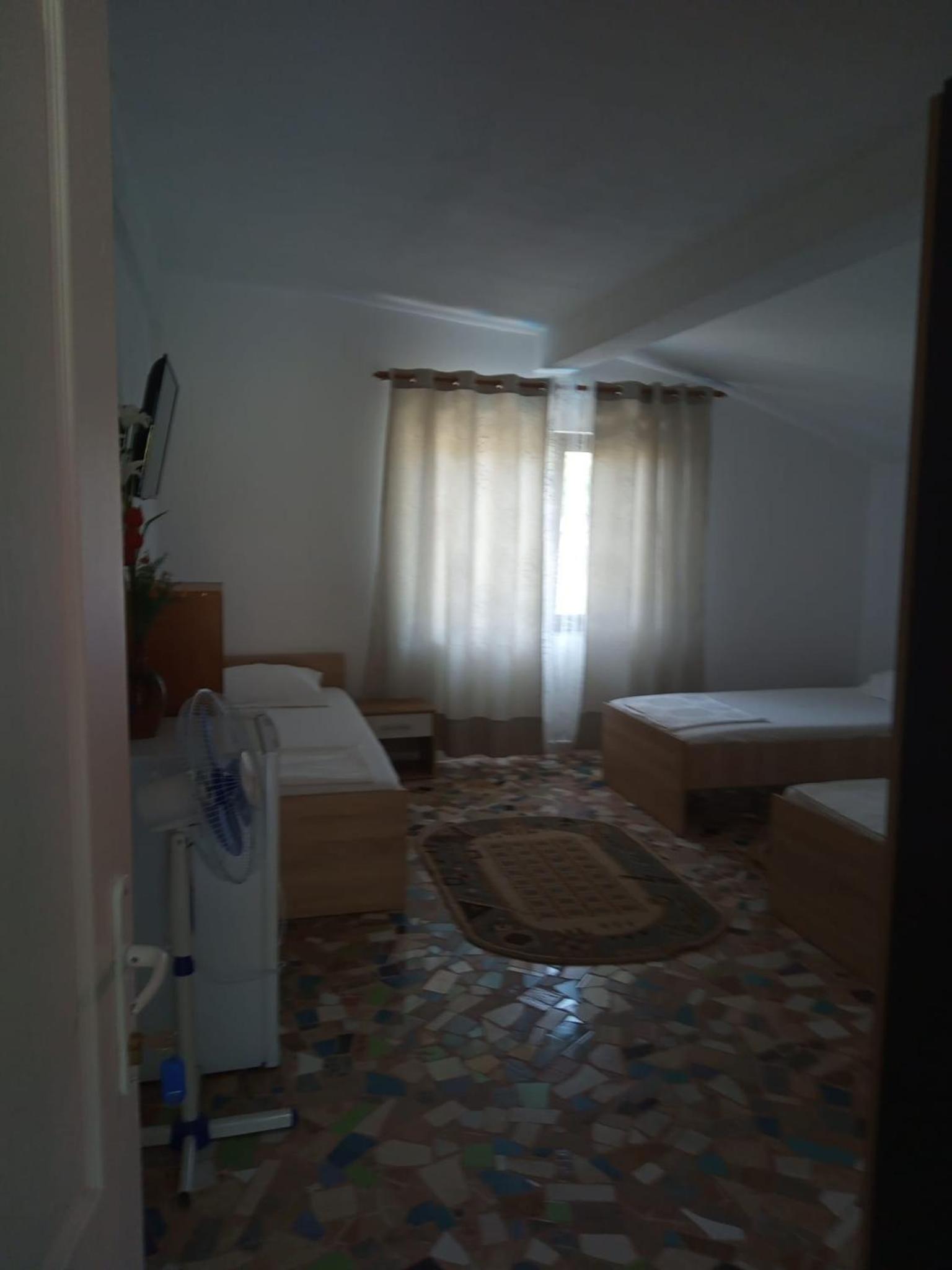 Triple Room - Photo 3