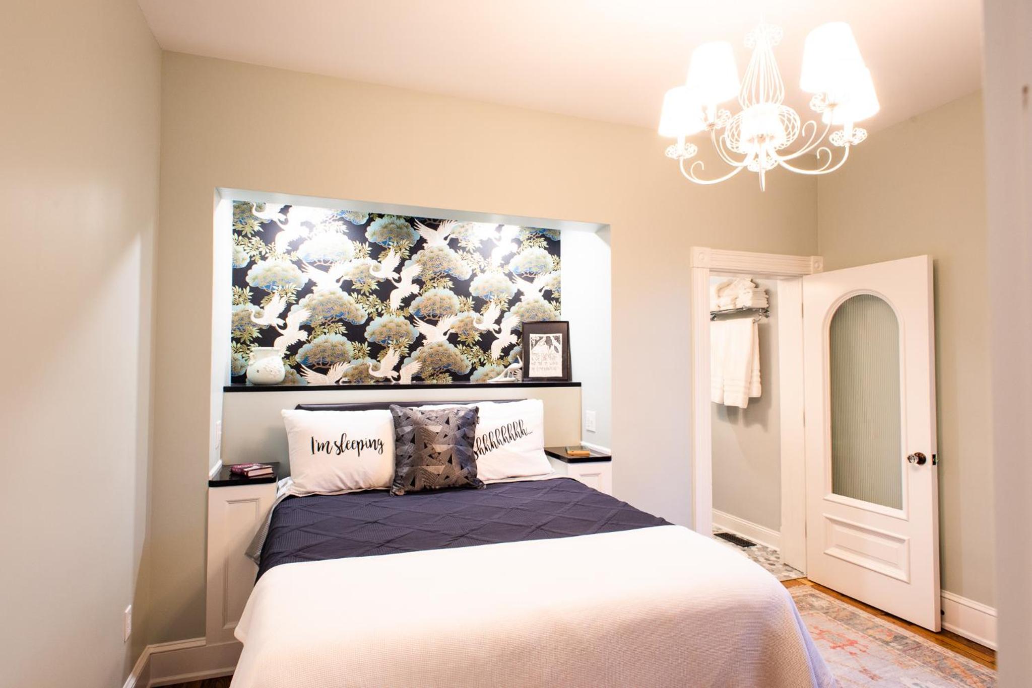 Queen Suite - Photo 6
