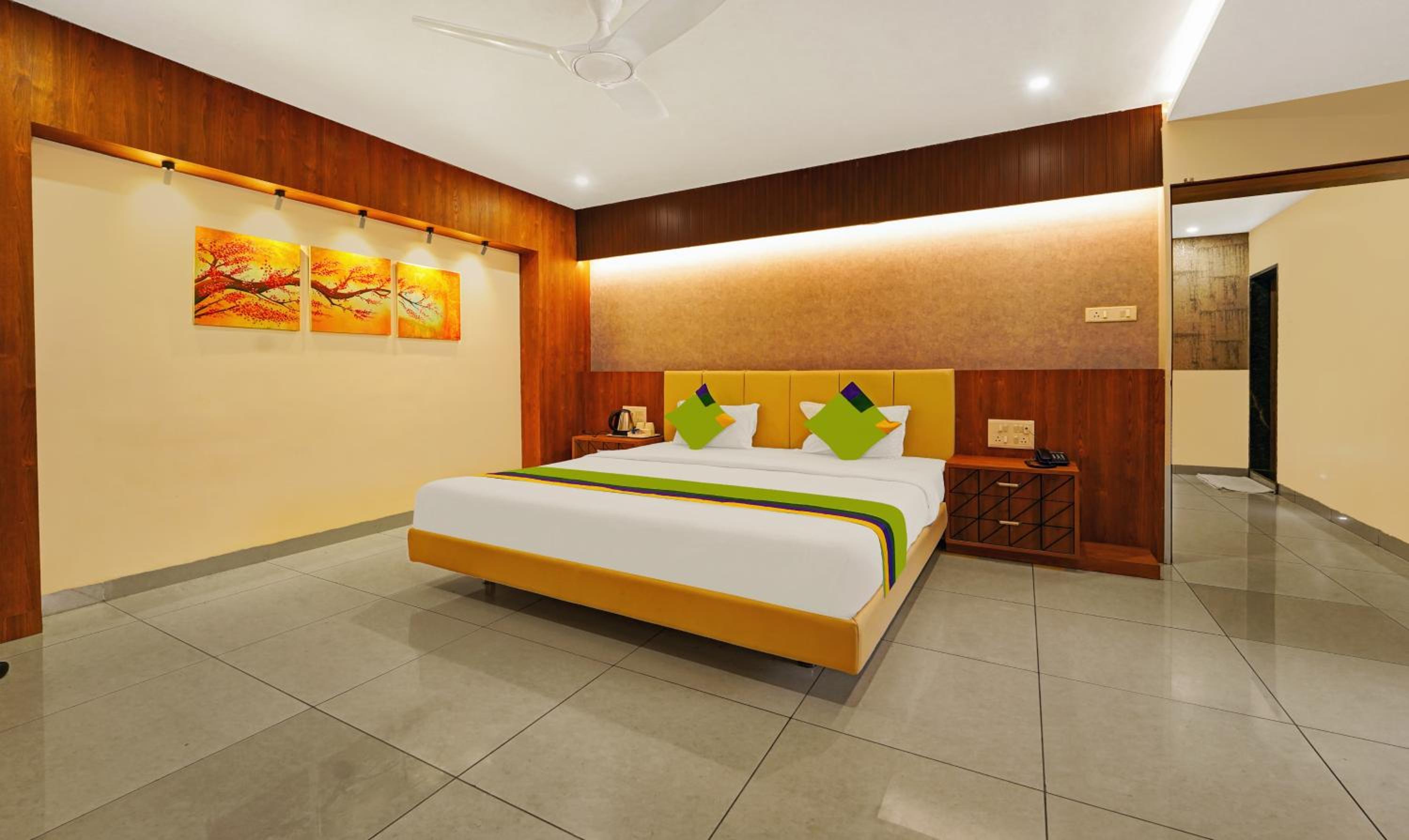 Premium Room