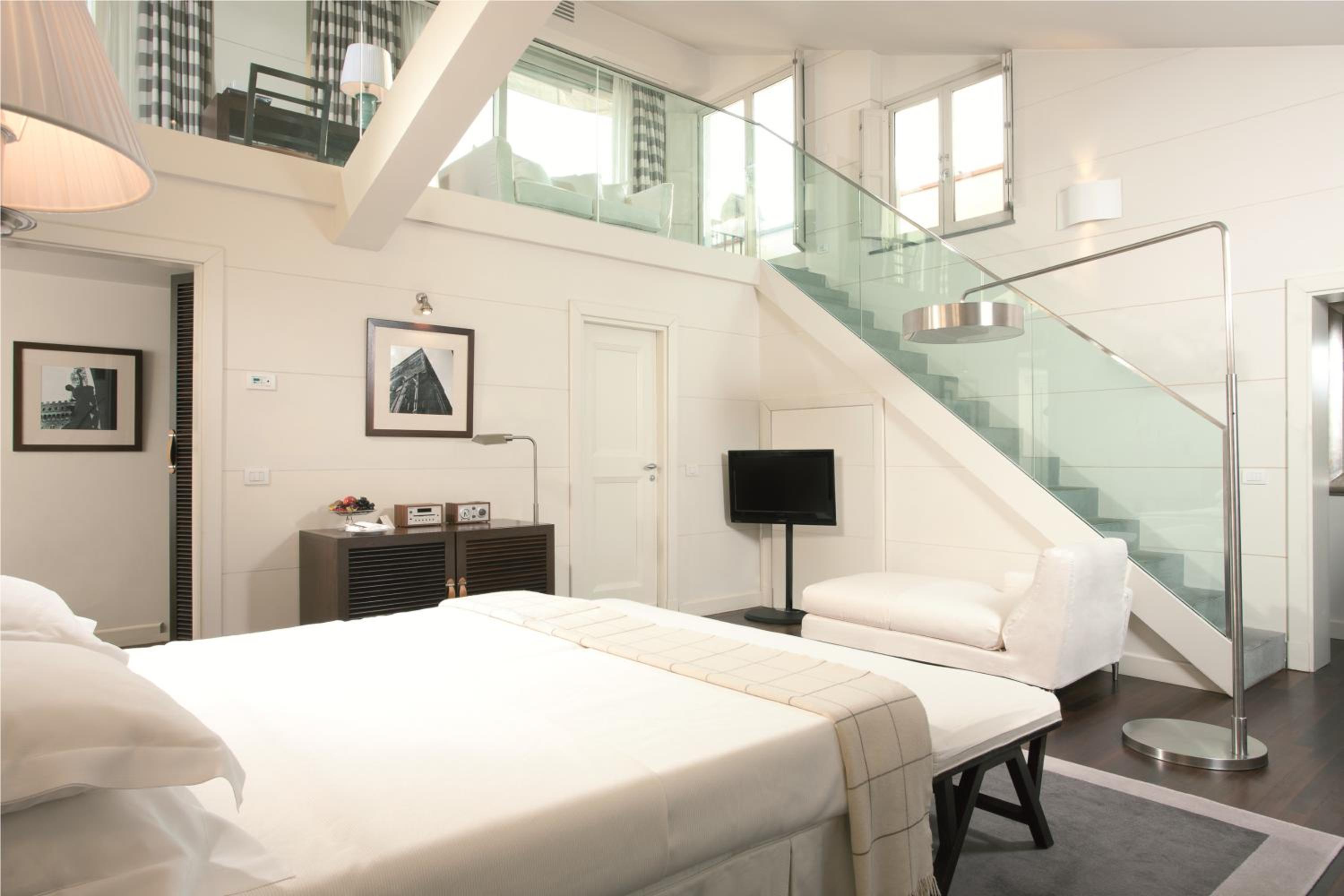 Penthouse Suite
