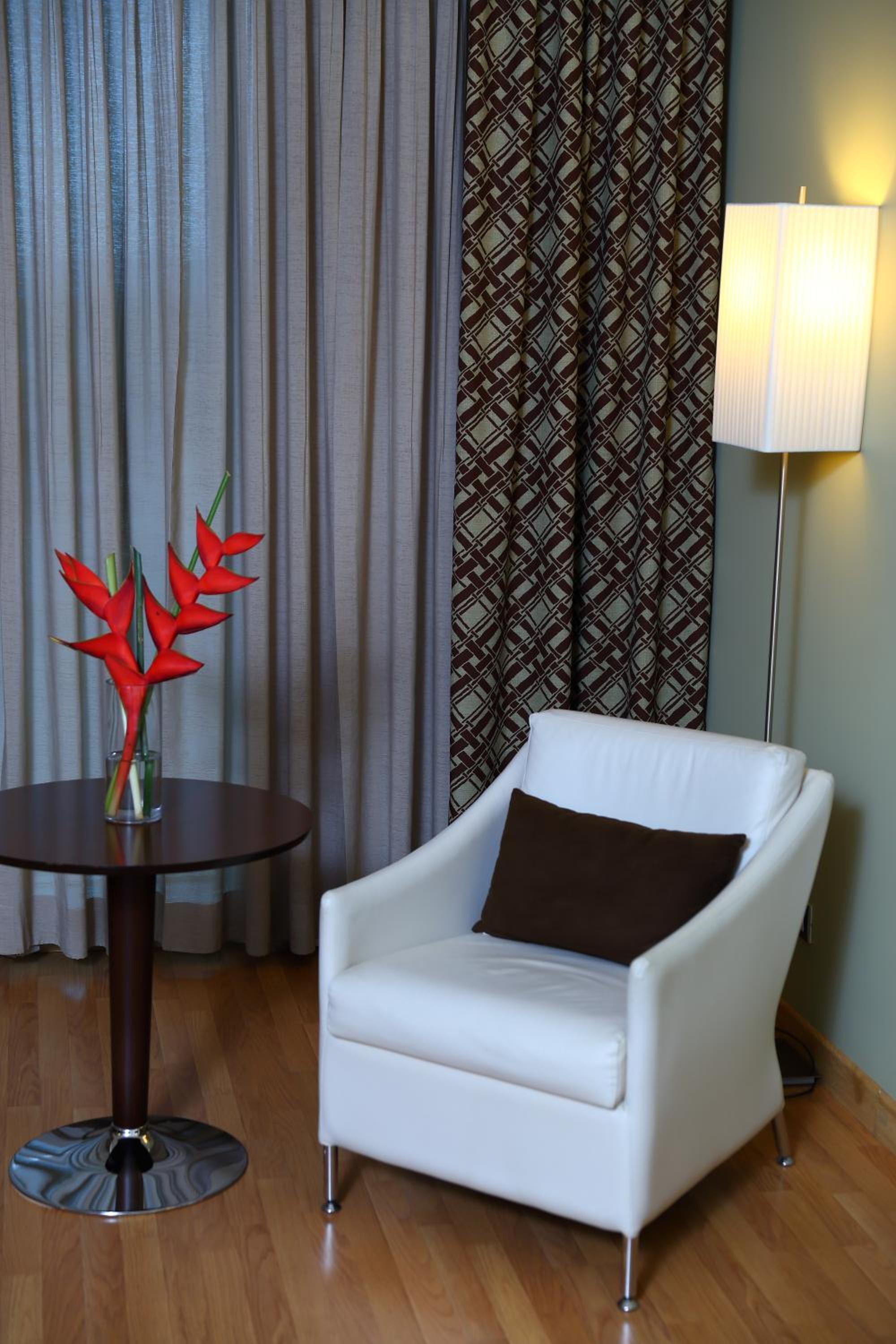 Superior King Room - Photo 2