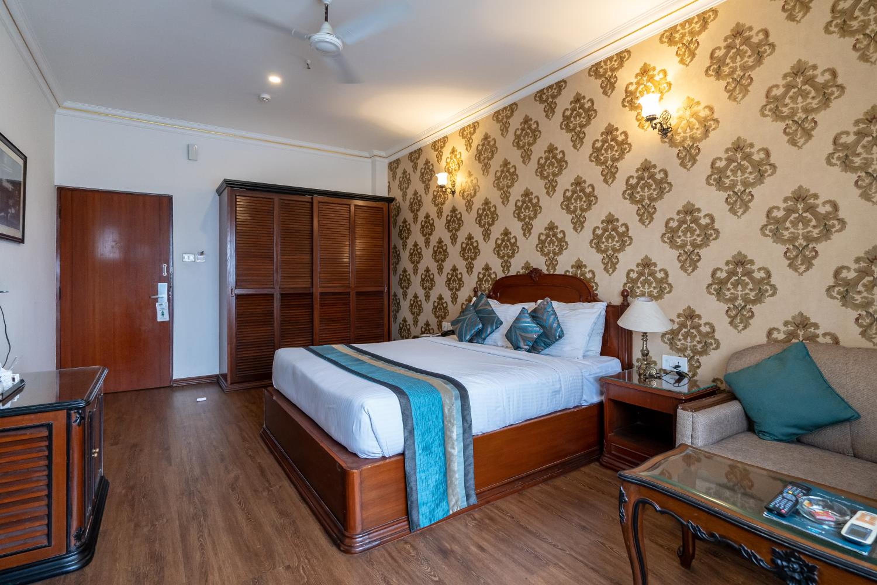 Junior Suite Room - Photo 11