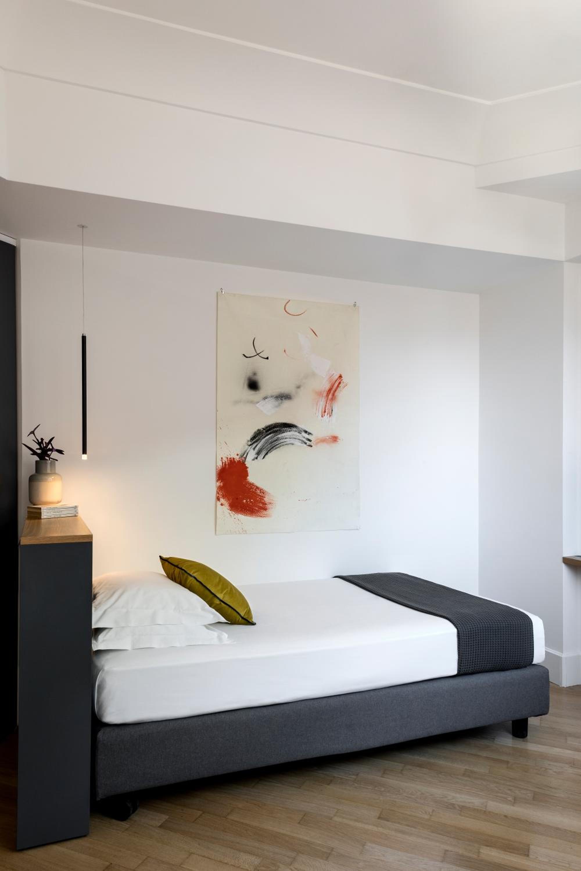 Classic Single Room with French Bed photo 3