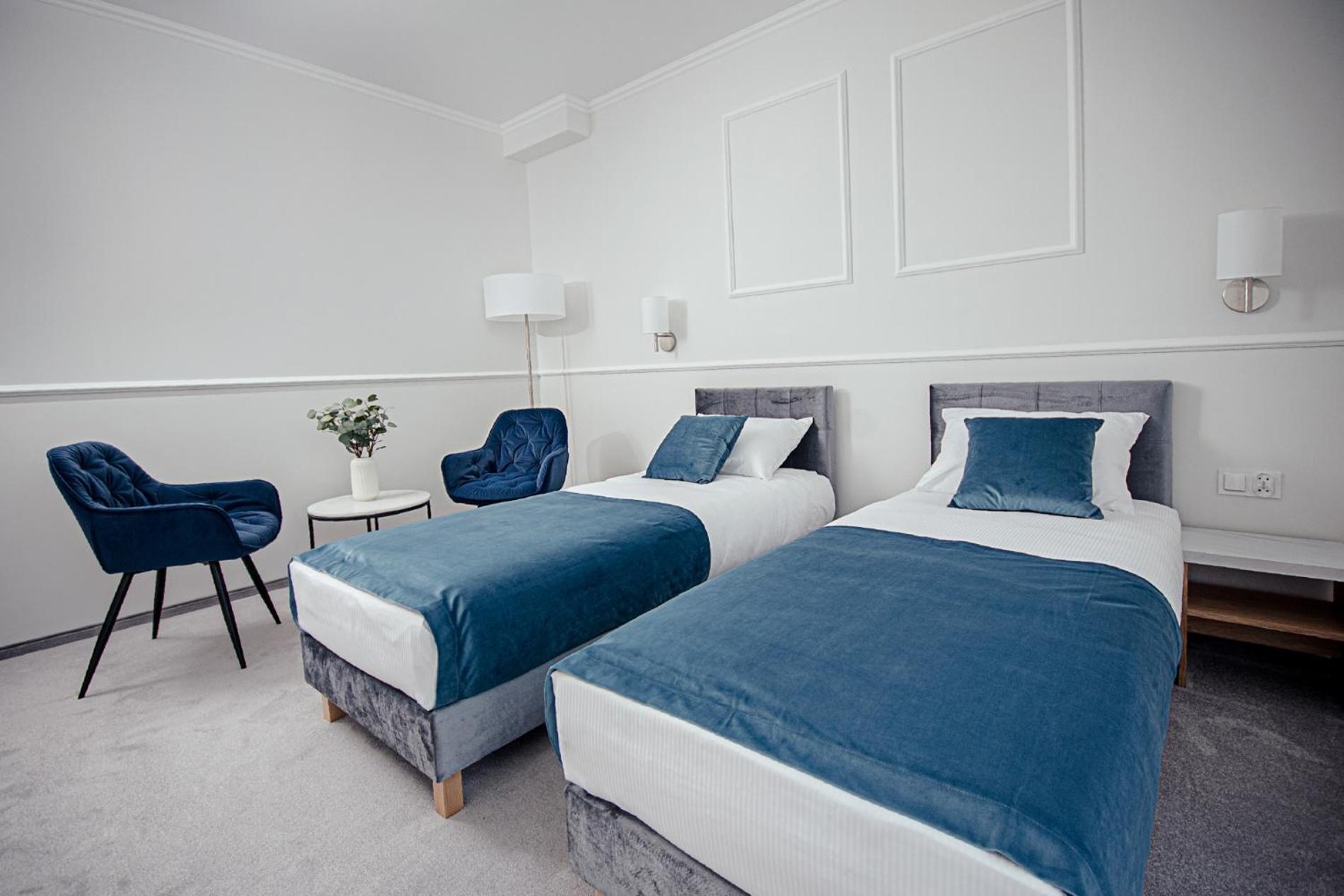 Standard Double or Twin Room photo 2