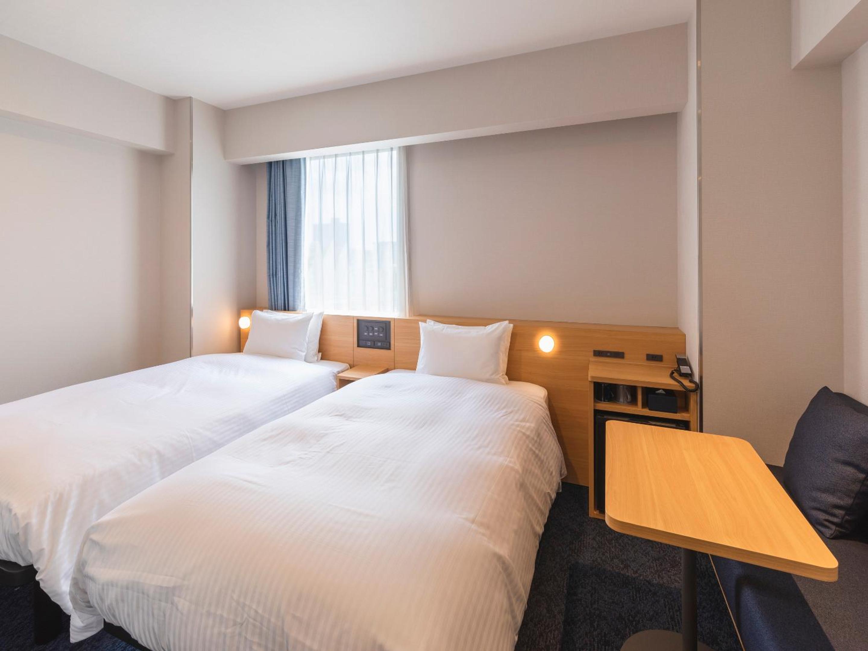 Standard Twin Room - Non-Smoking - Photo 1