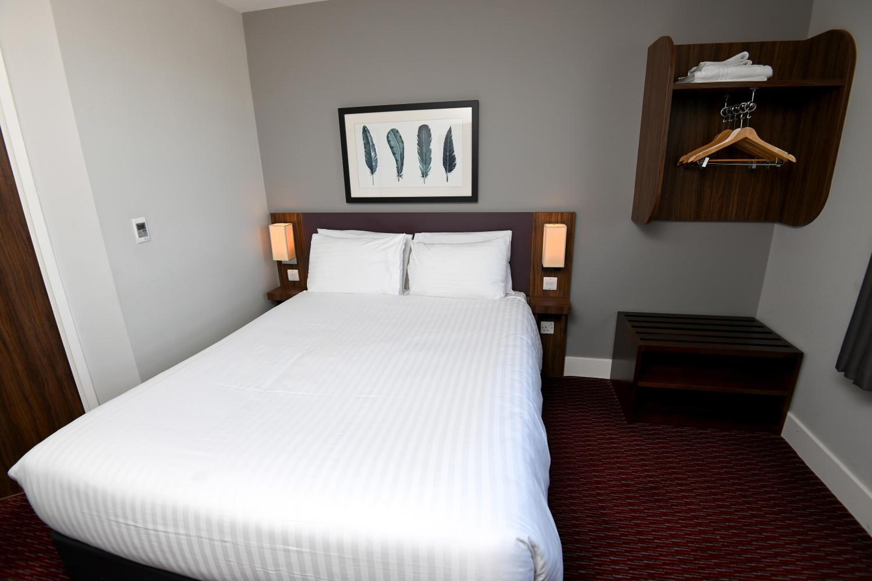 Double Room - Photo 4