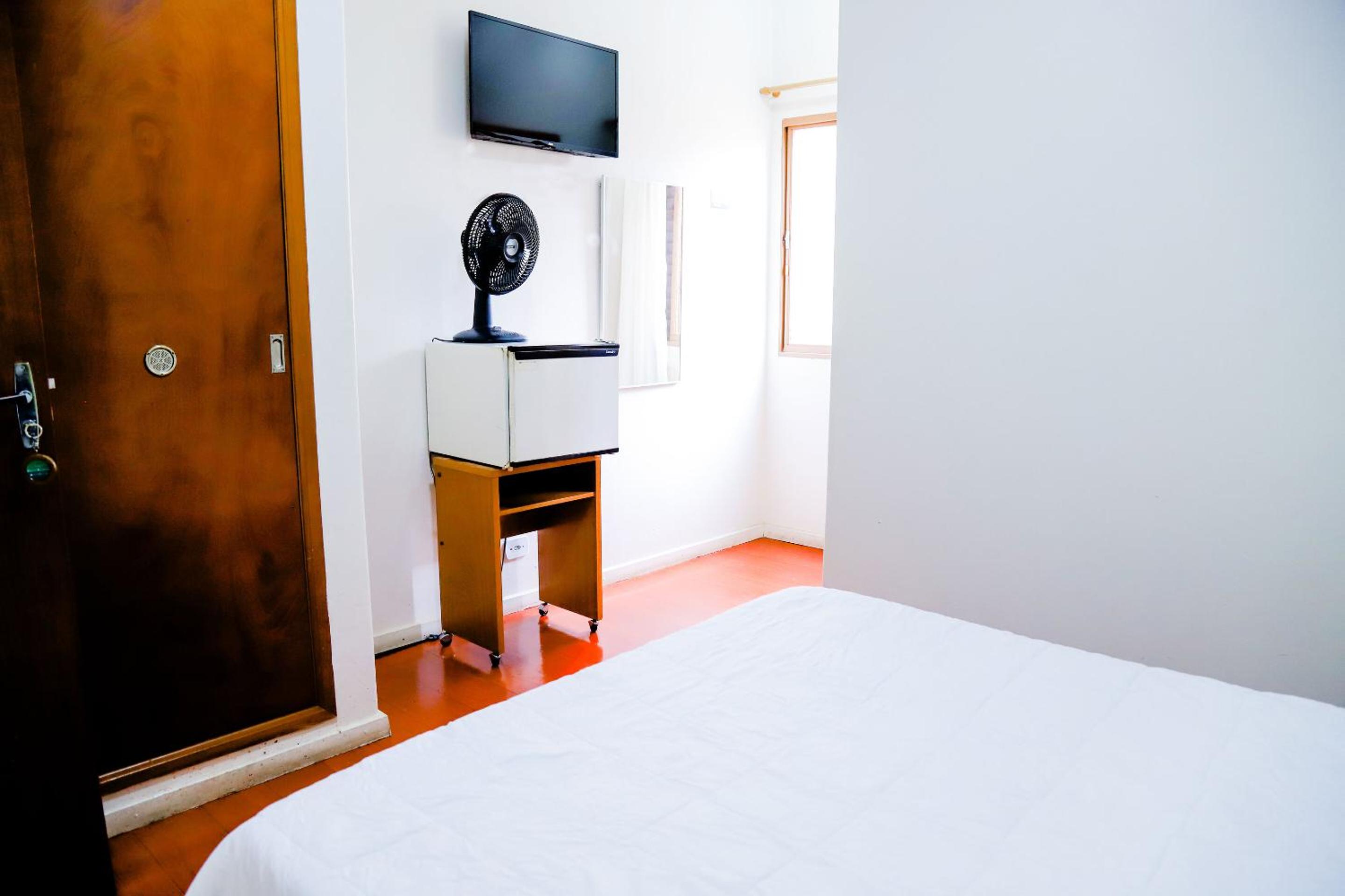 Standard Triple Room - Photo 4