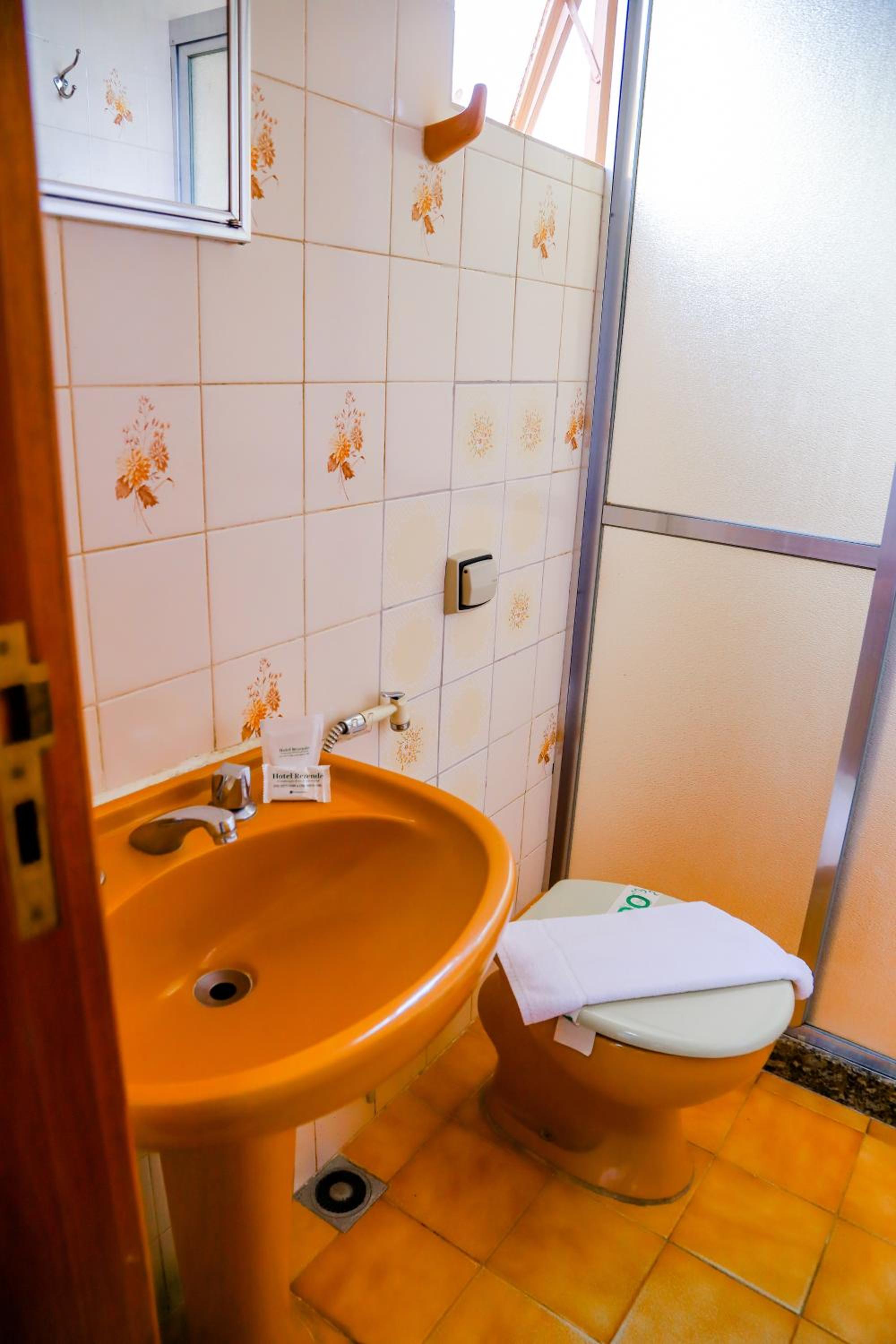 Standard Triple Room - Photo 3