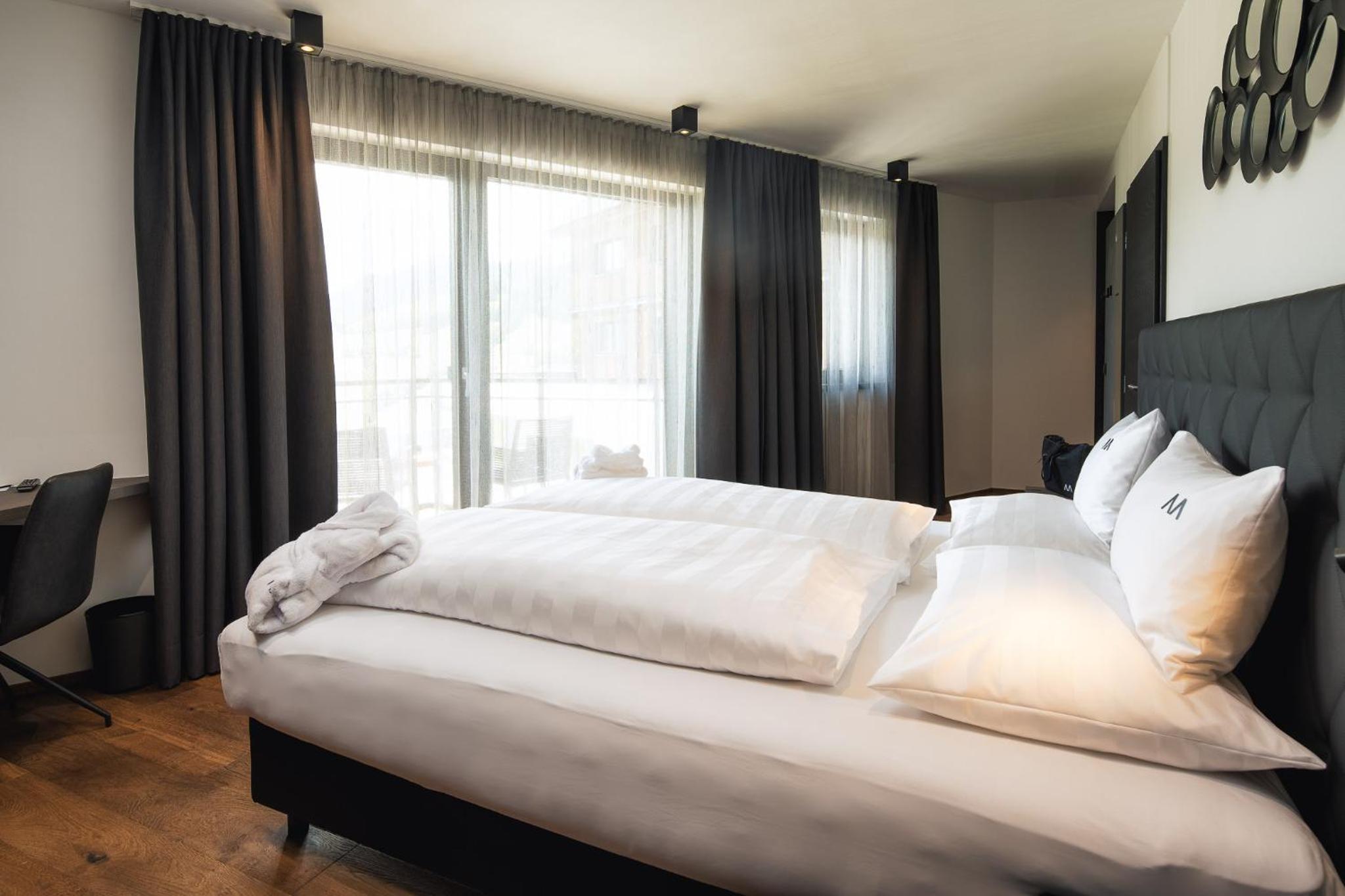Deluxe Double Room - Photo 1