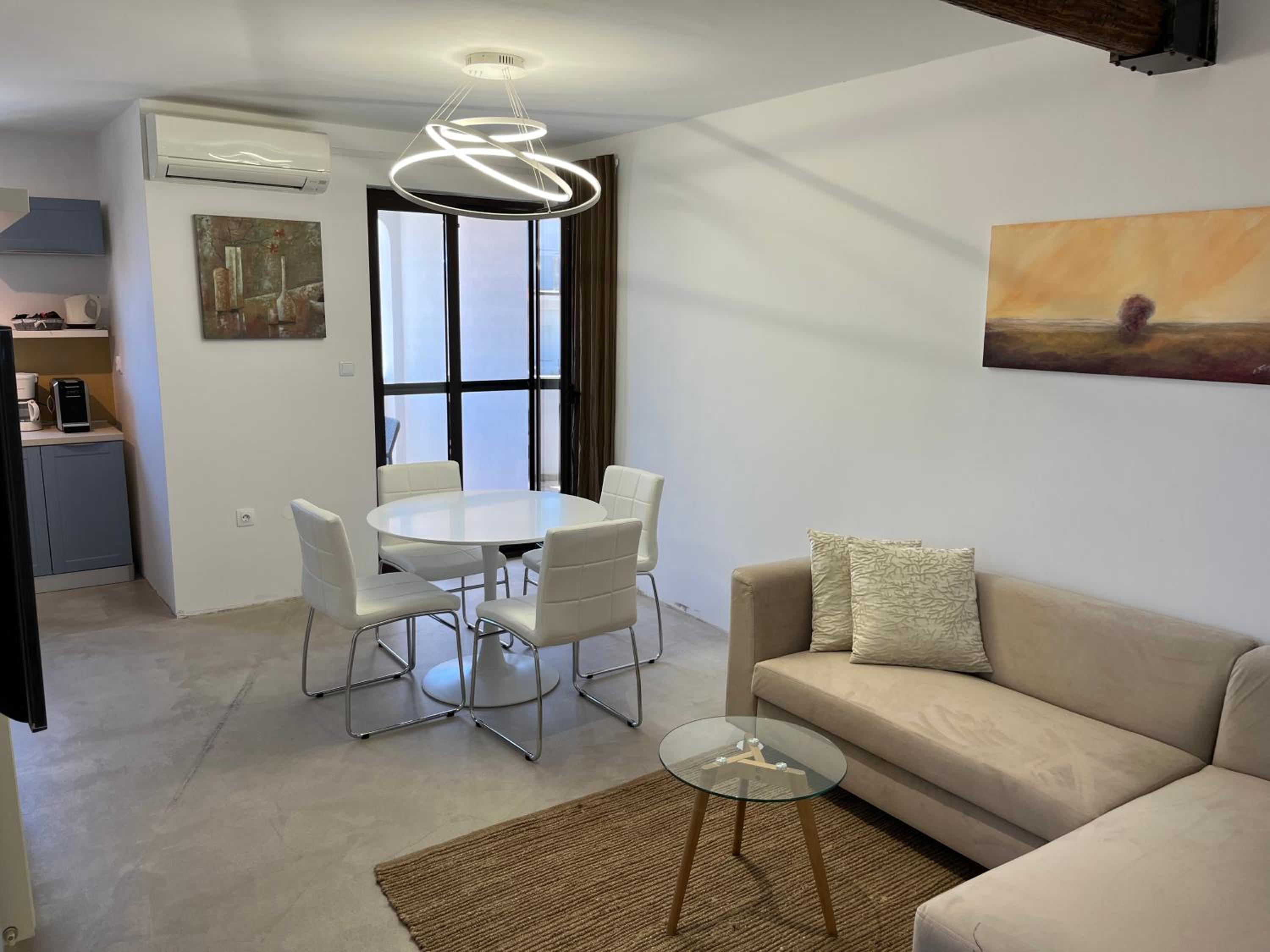 Zwei-Zimmer-Apartment