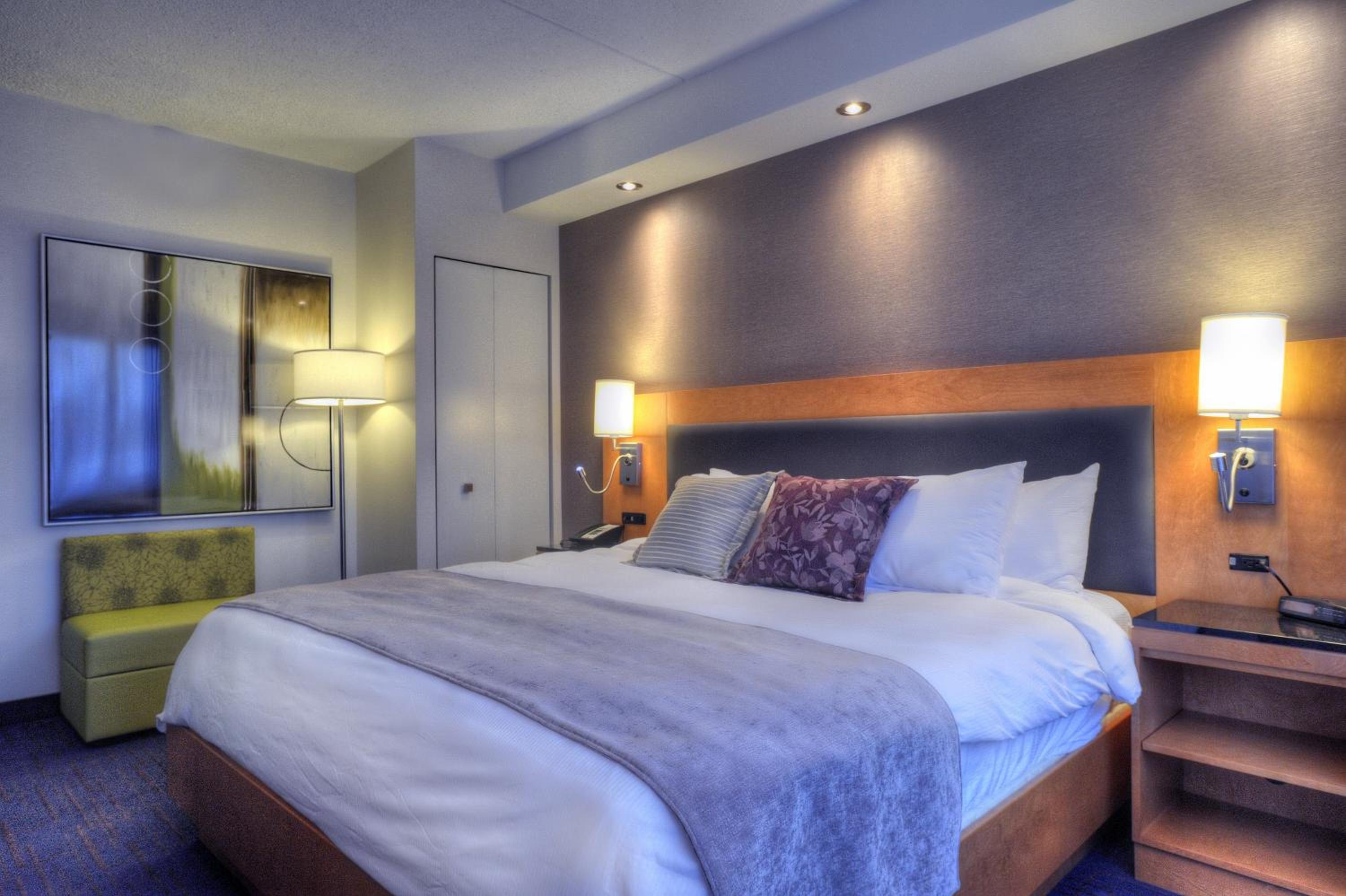 Superior Room, 1 King Bed photo 1