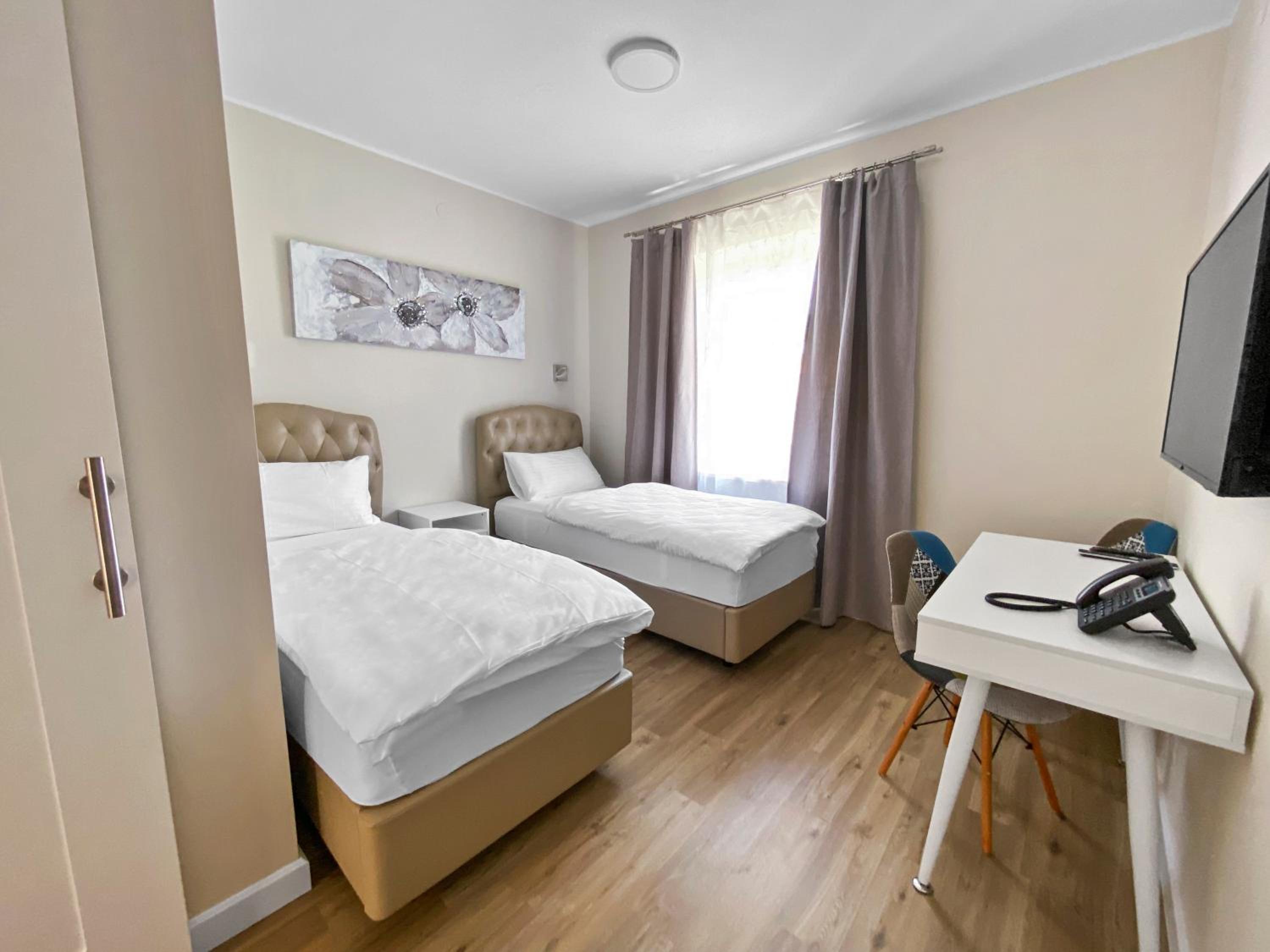 Superior King Room photo 2