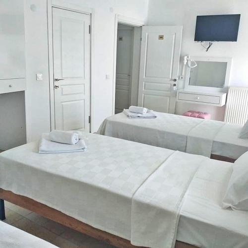 Triple Room with Balcony