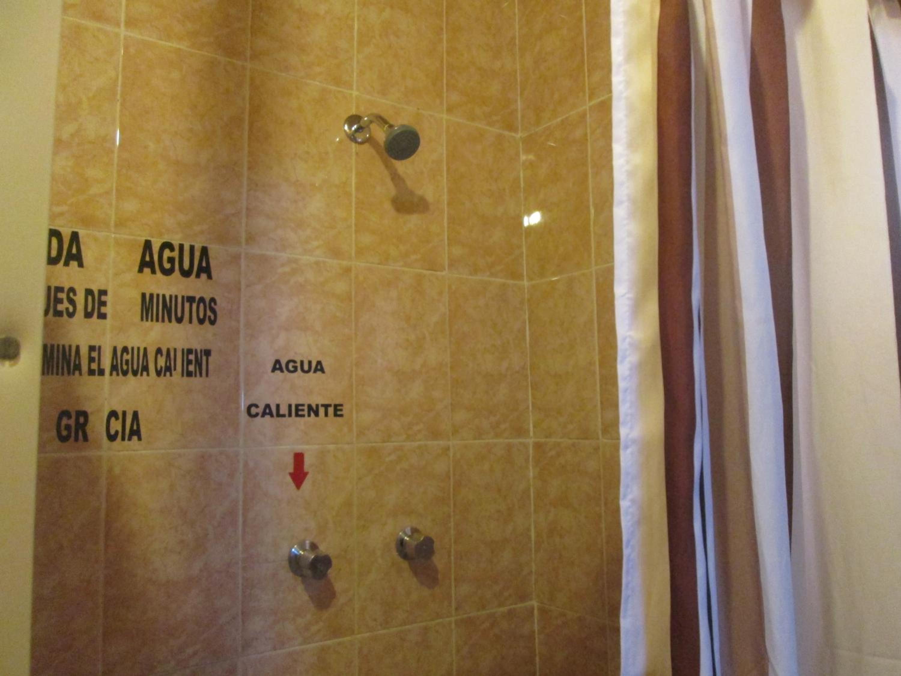 Double Room - Photo 10