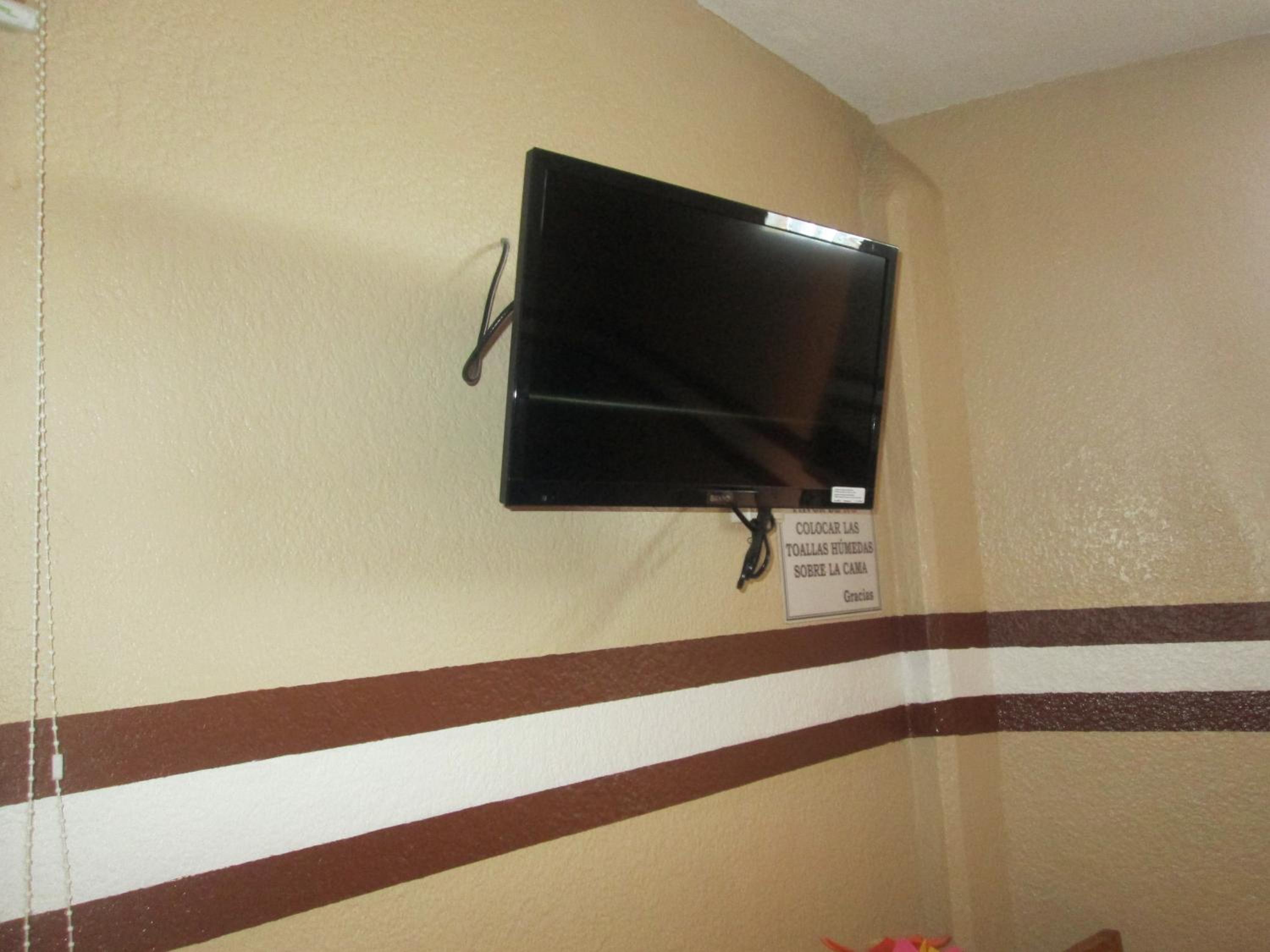 Double Room - Photo 13