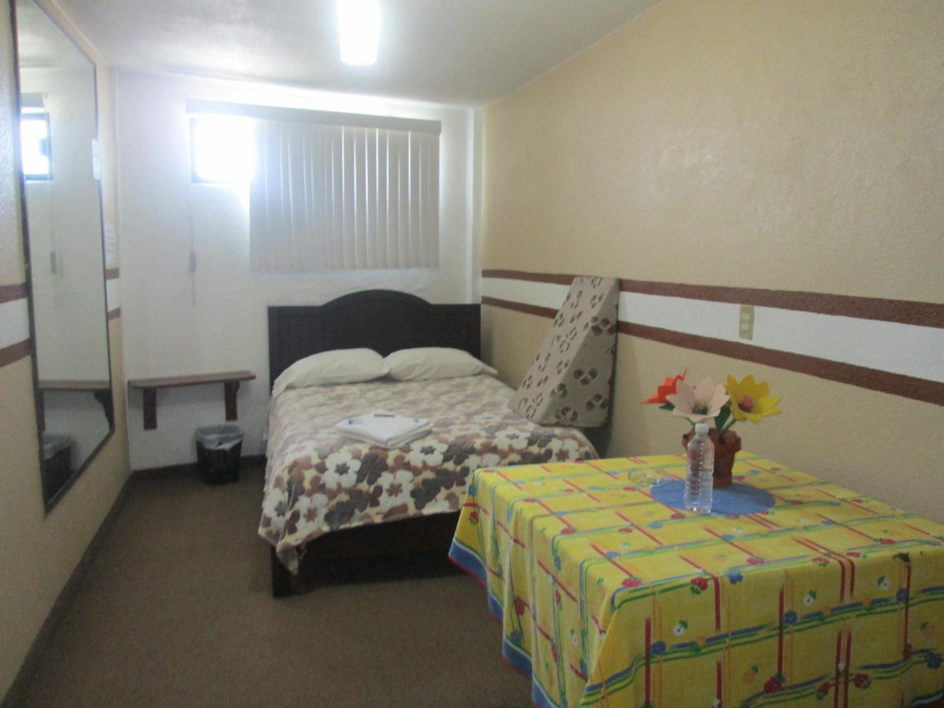 Double Room - Photo 2