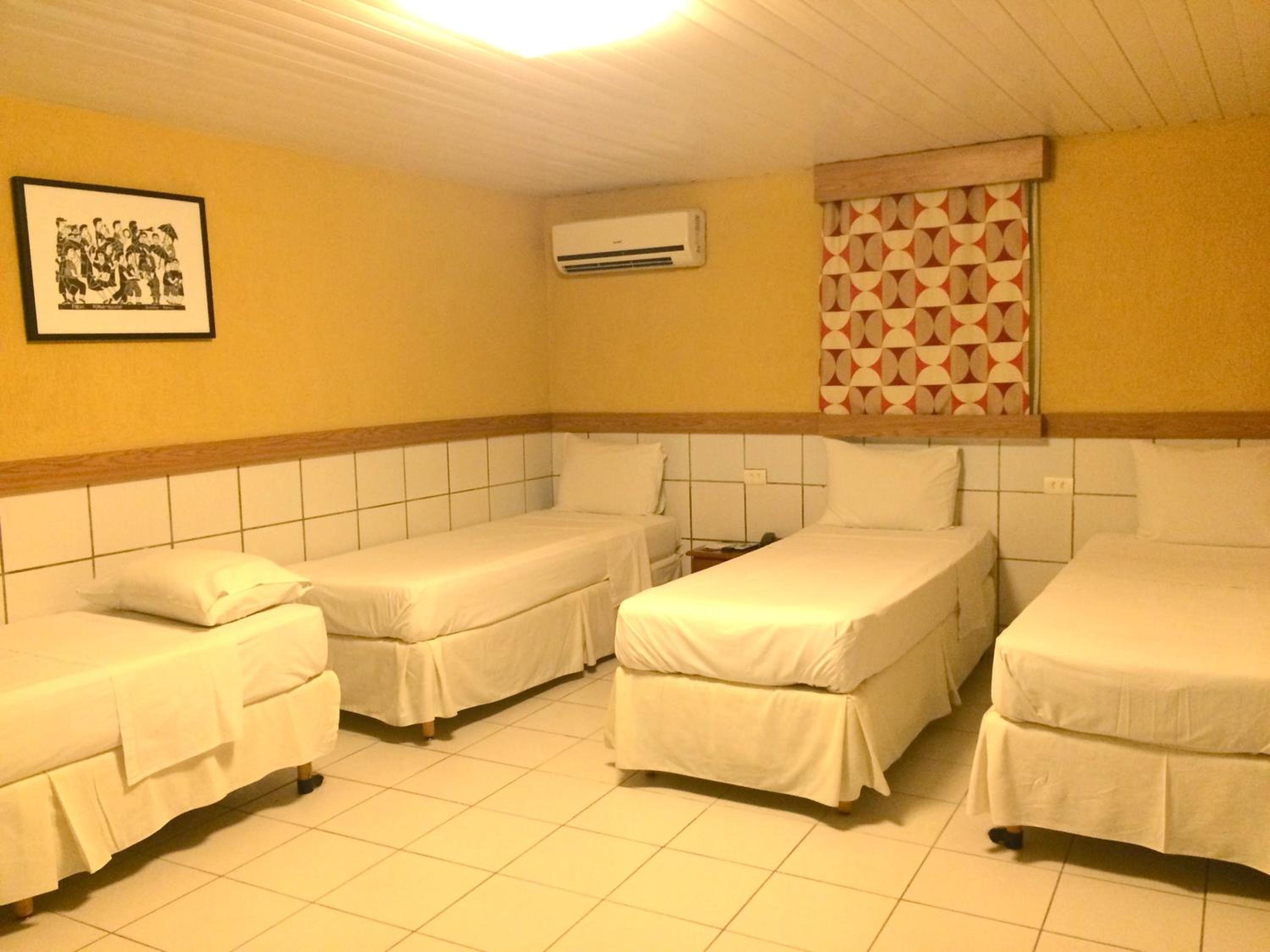 Deluxe Quadruple Room