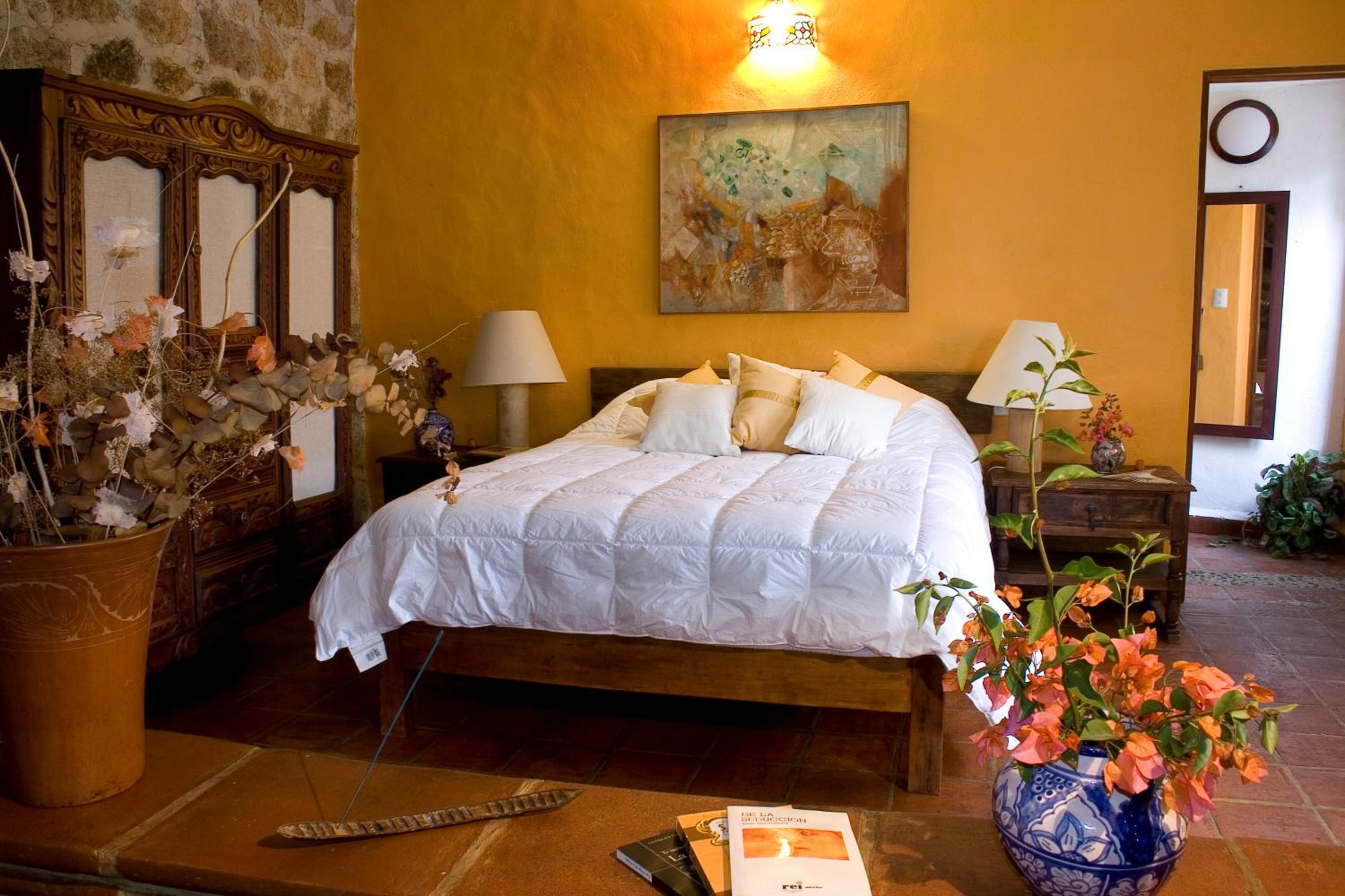 Deluxe King Room - Photo 1