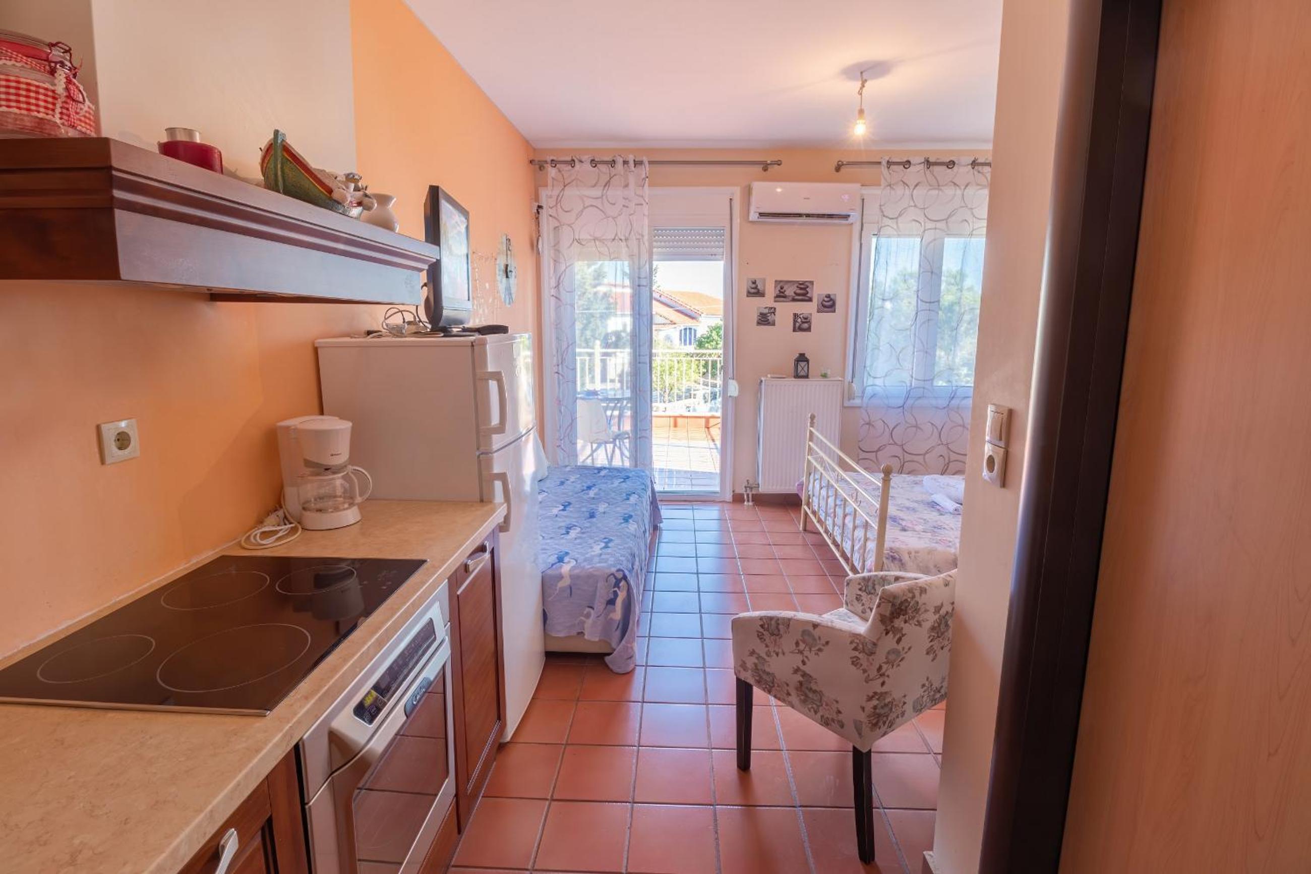 Studio Apartment With Sea View photo 3