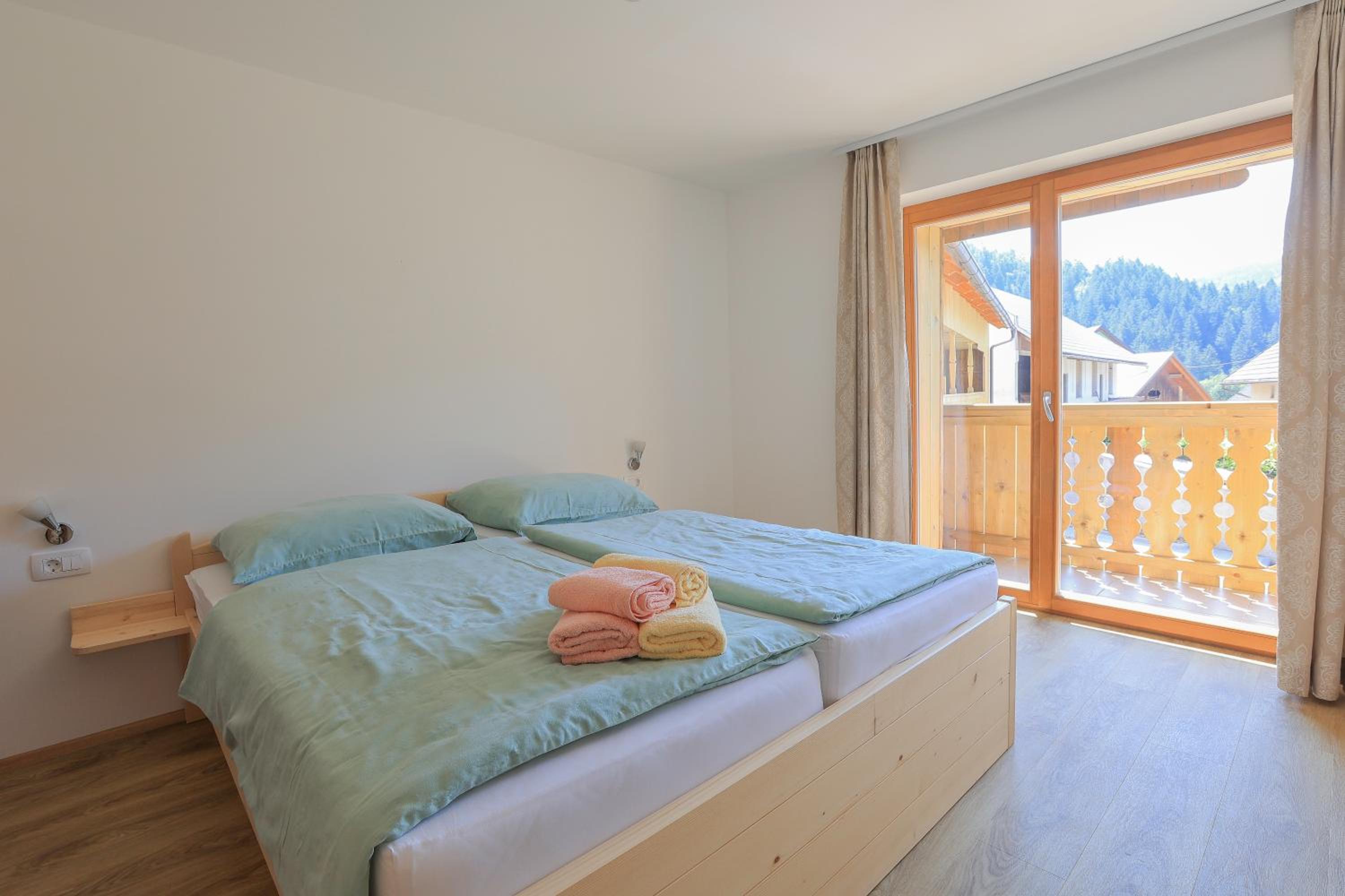 One-Bedroom Apartment with Balcony photo 1