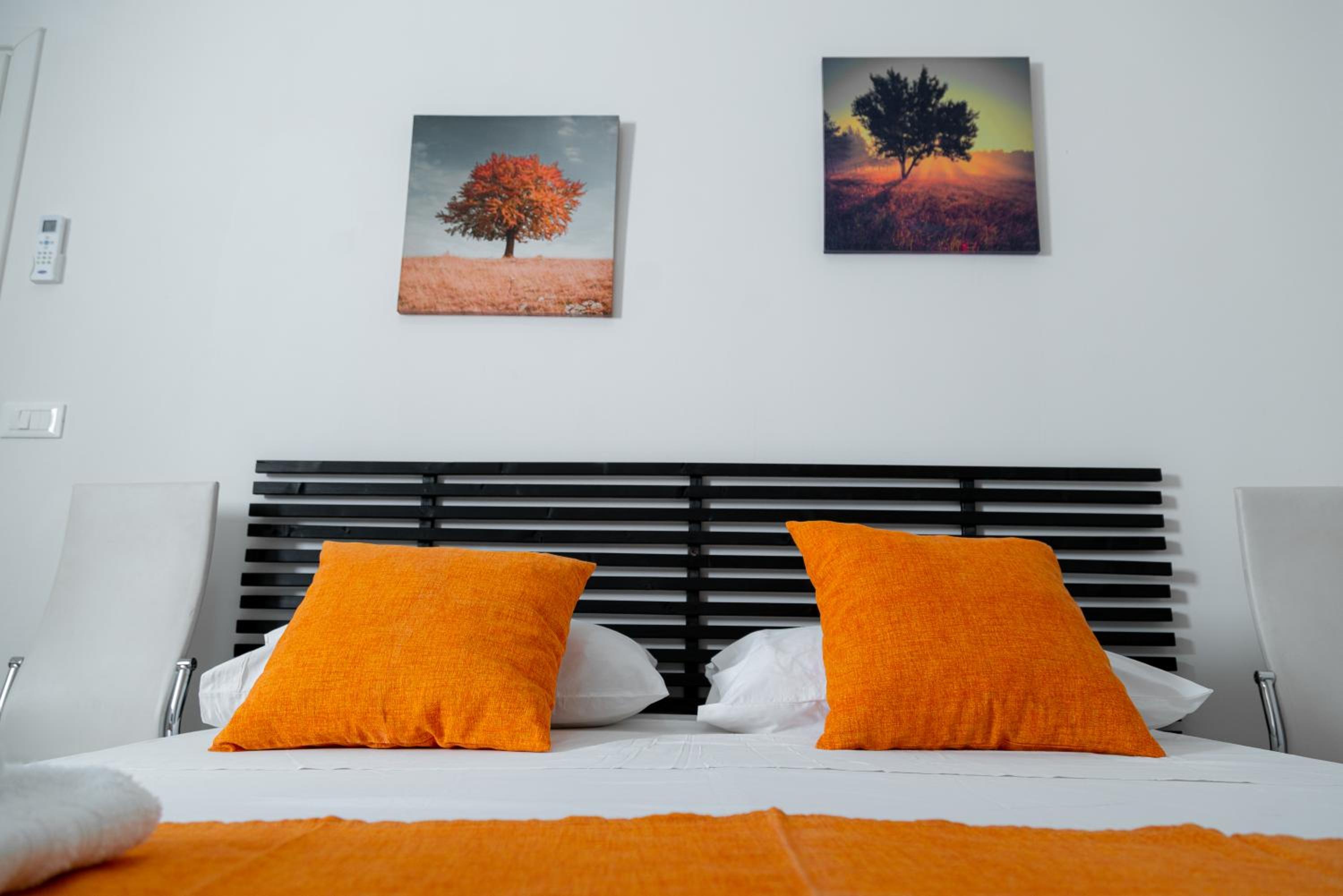 Double Room with Private Bathroom photo 2