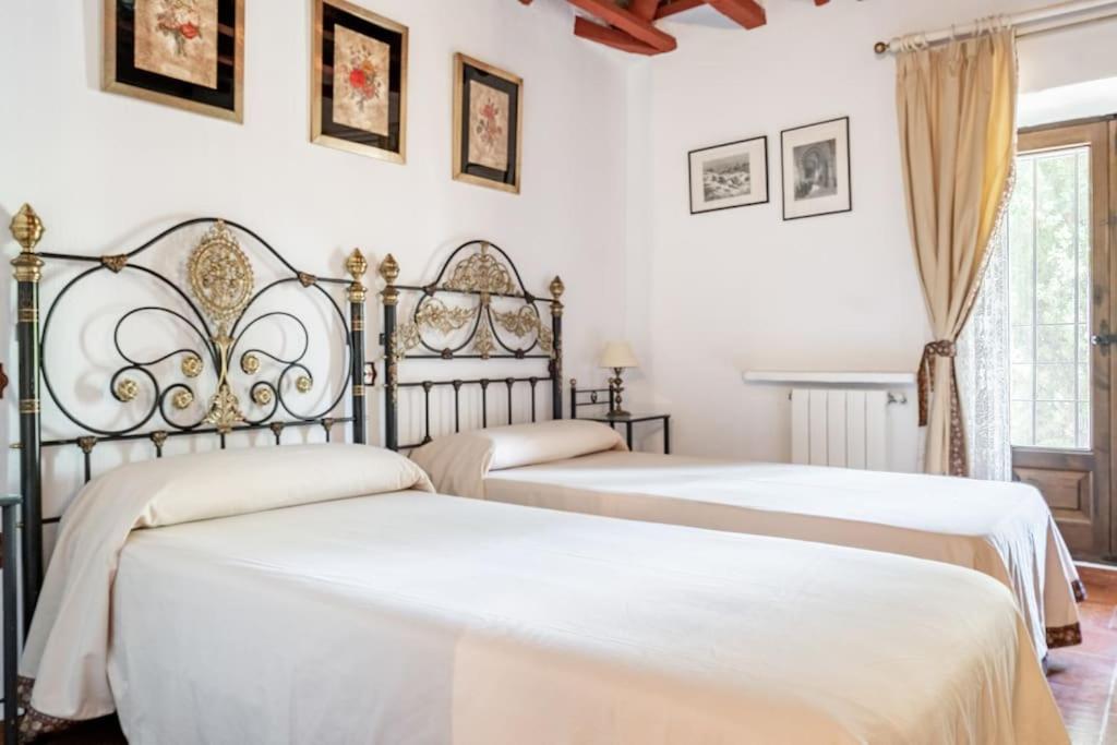 Habitación Doble con Baño Privado - Planta Superior
