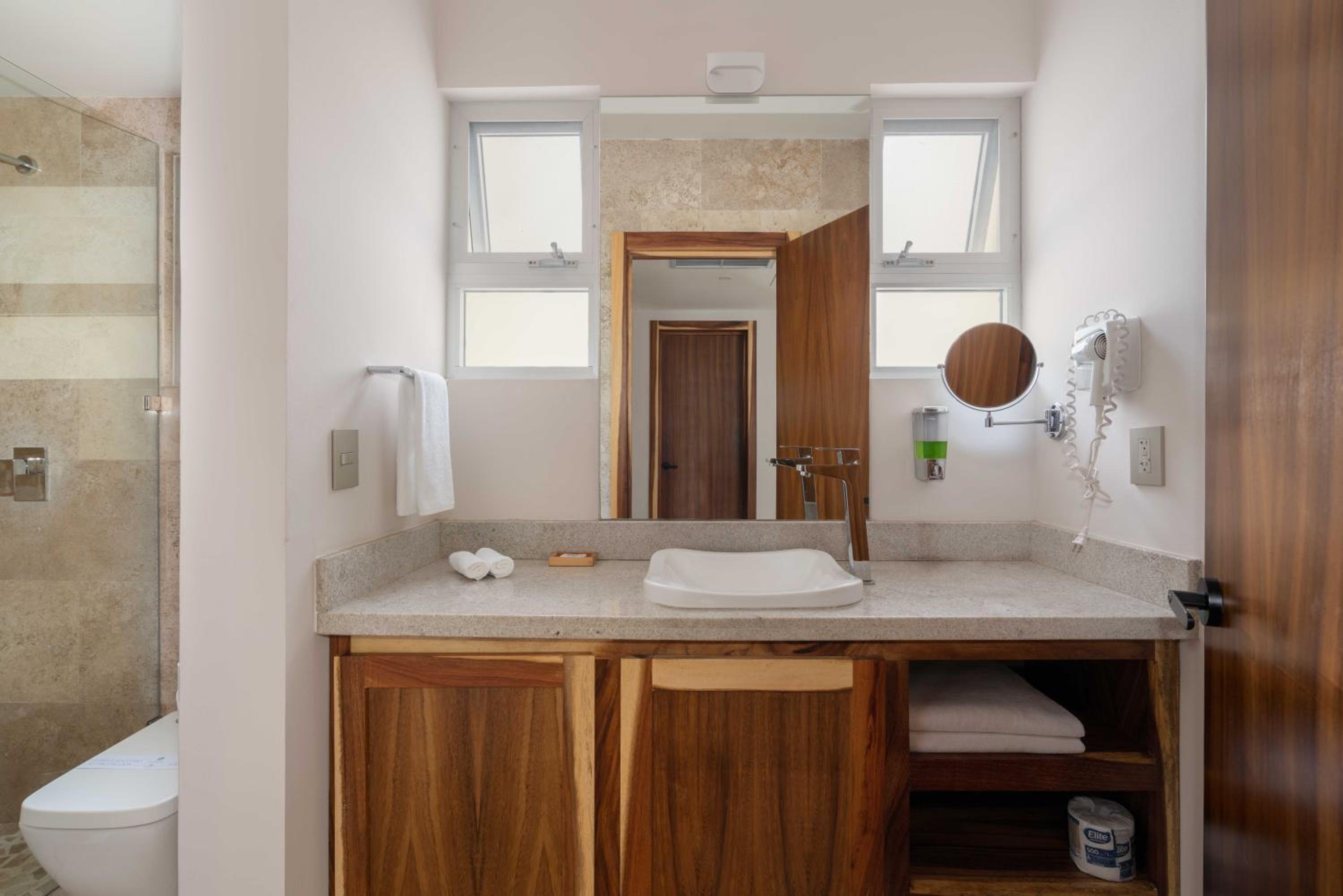 Two-Bedroom Apartment - Photo 4