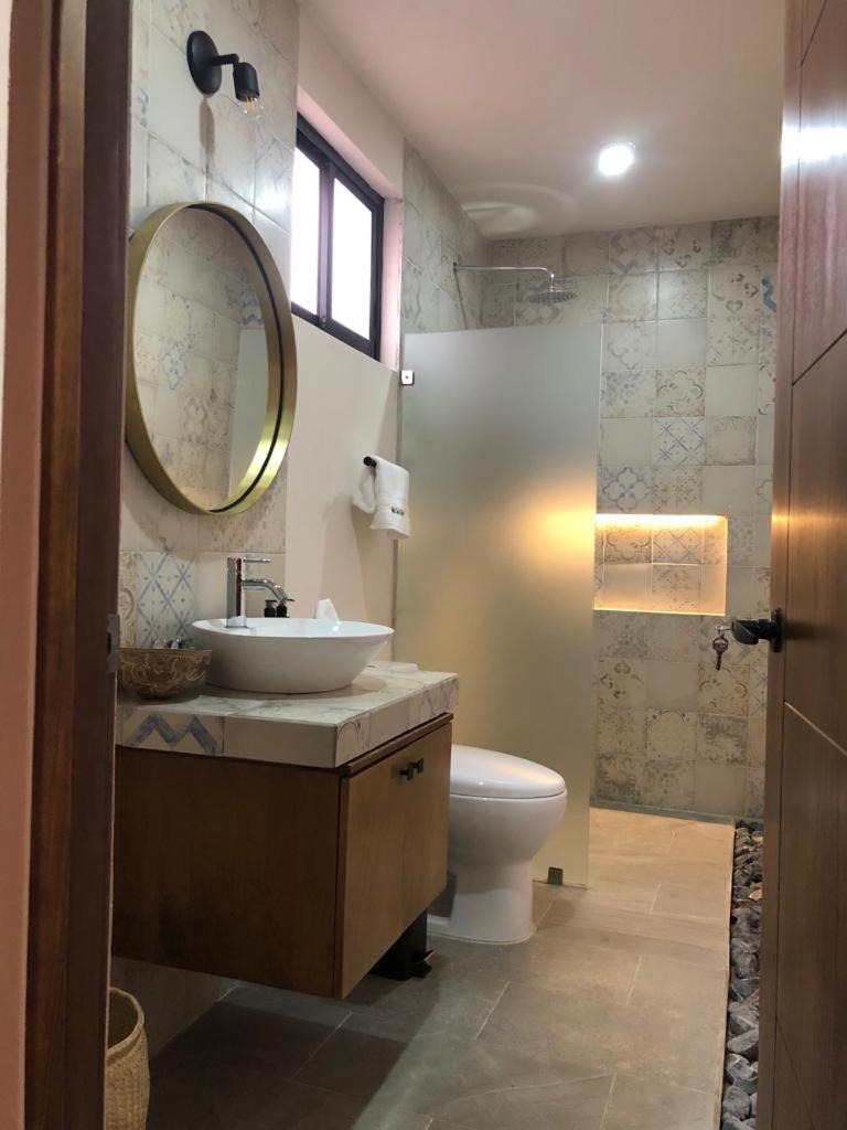 Double Room with Private Bathroom - Photo 46