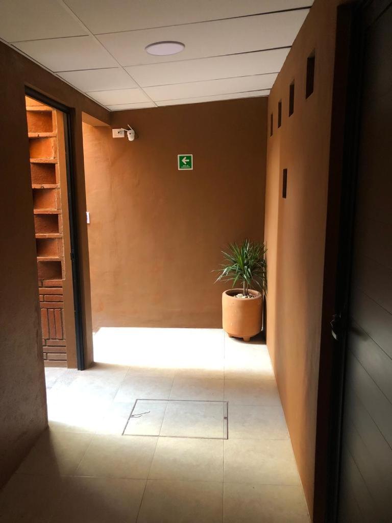 Double Room with Private Bathroom - Photo 15