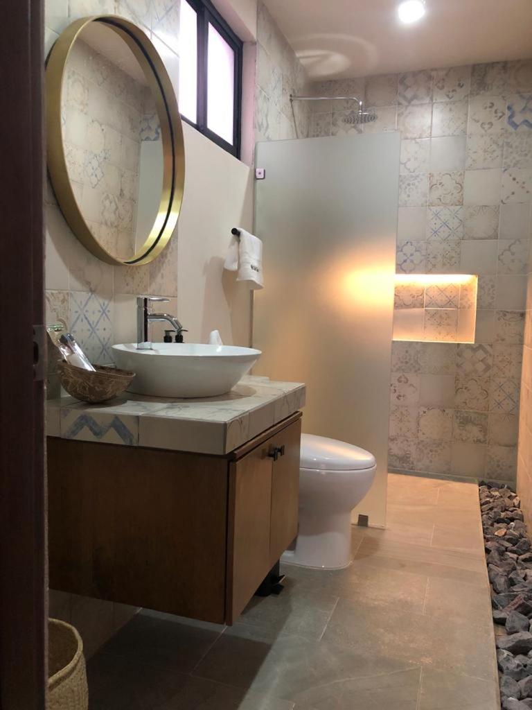 Double Room with Private Bathroom - Photo 58